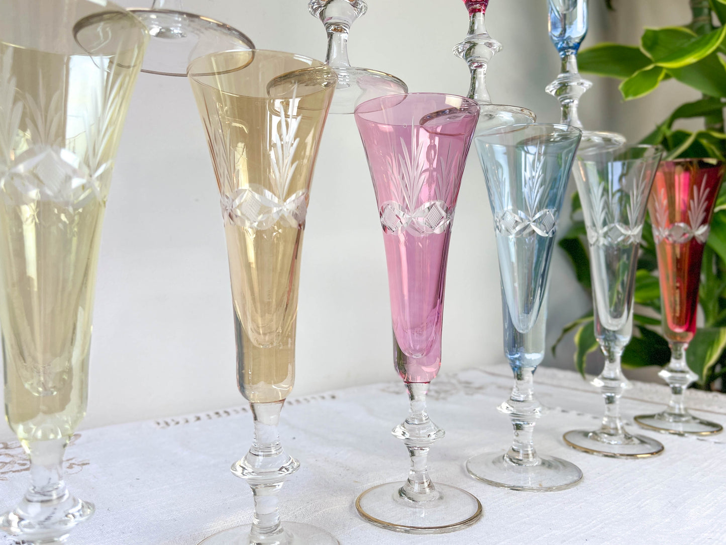 10 Flûtes à champagne cristal ciselé coloré vintage
