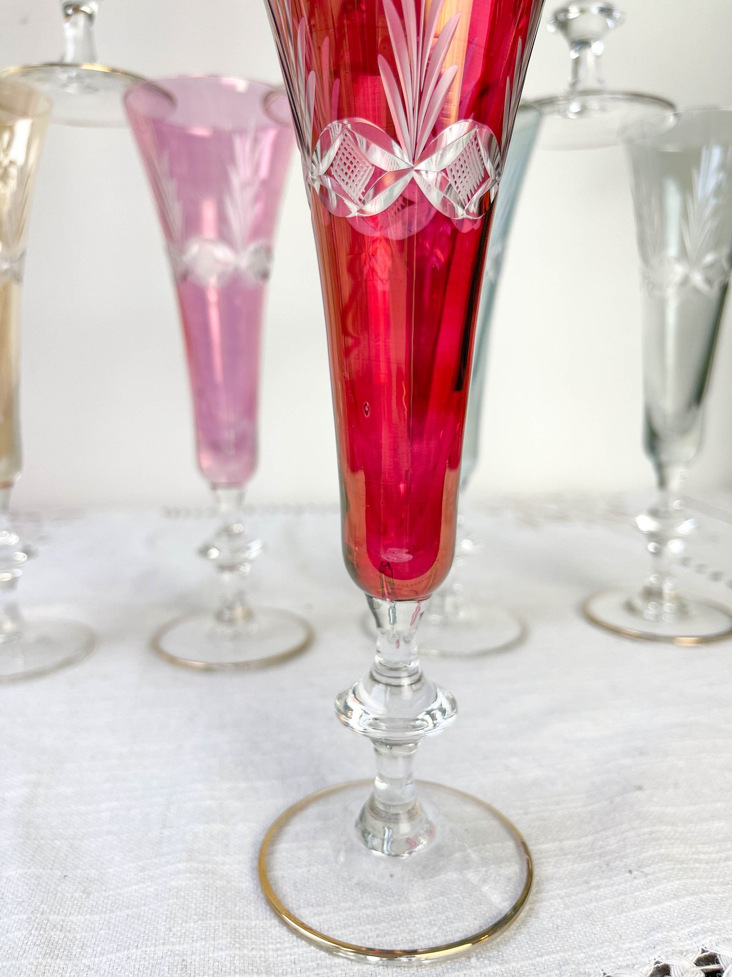 10 Flûtes à champagne cristal ciselé coloré vintage