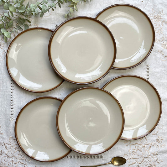 6 Petites Assiettes vintage en faïence beige marron