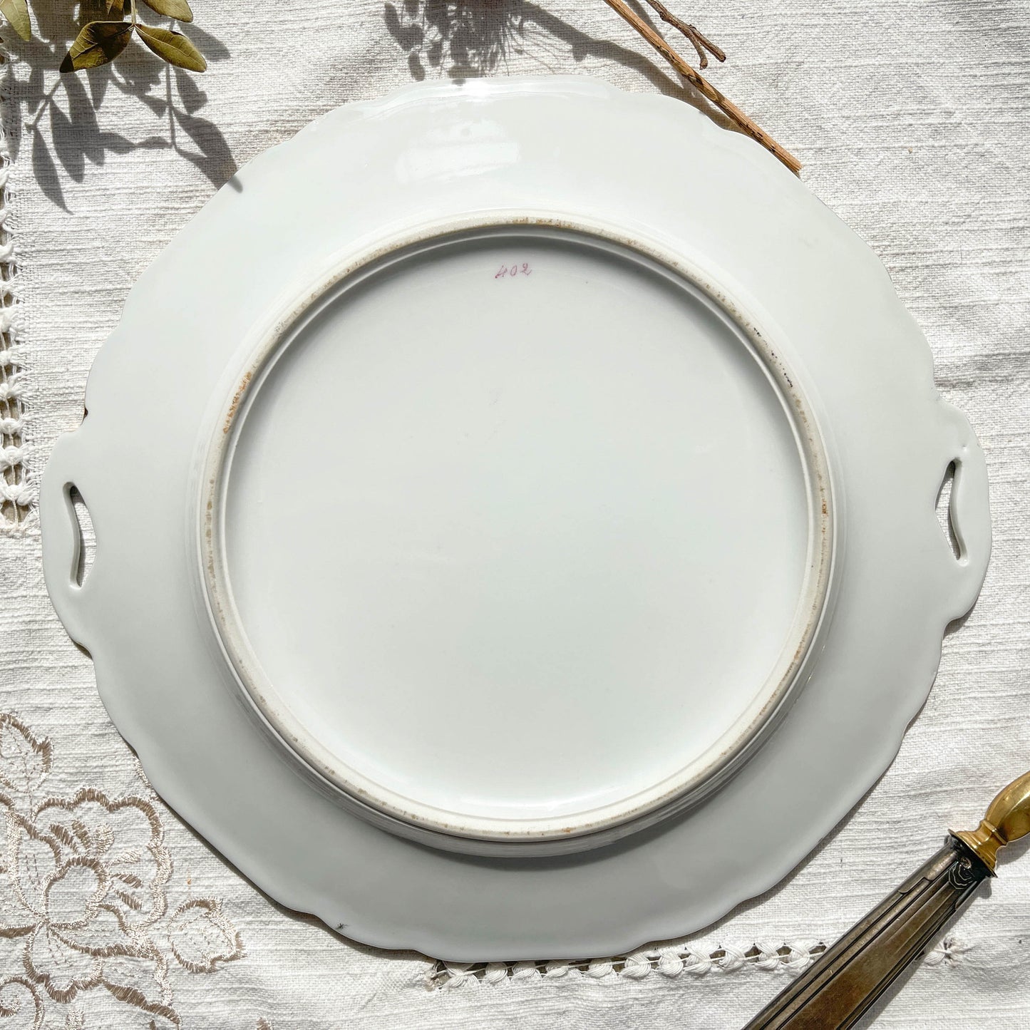 Plat à gâteau vintage en porcelaine de Limoges Berry motif oiseau de paradis