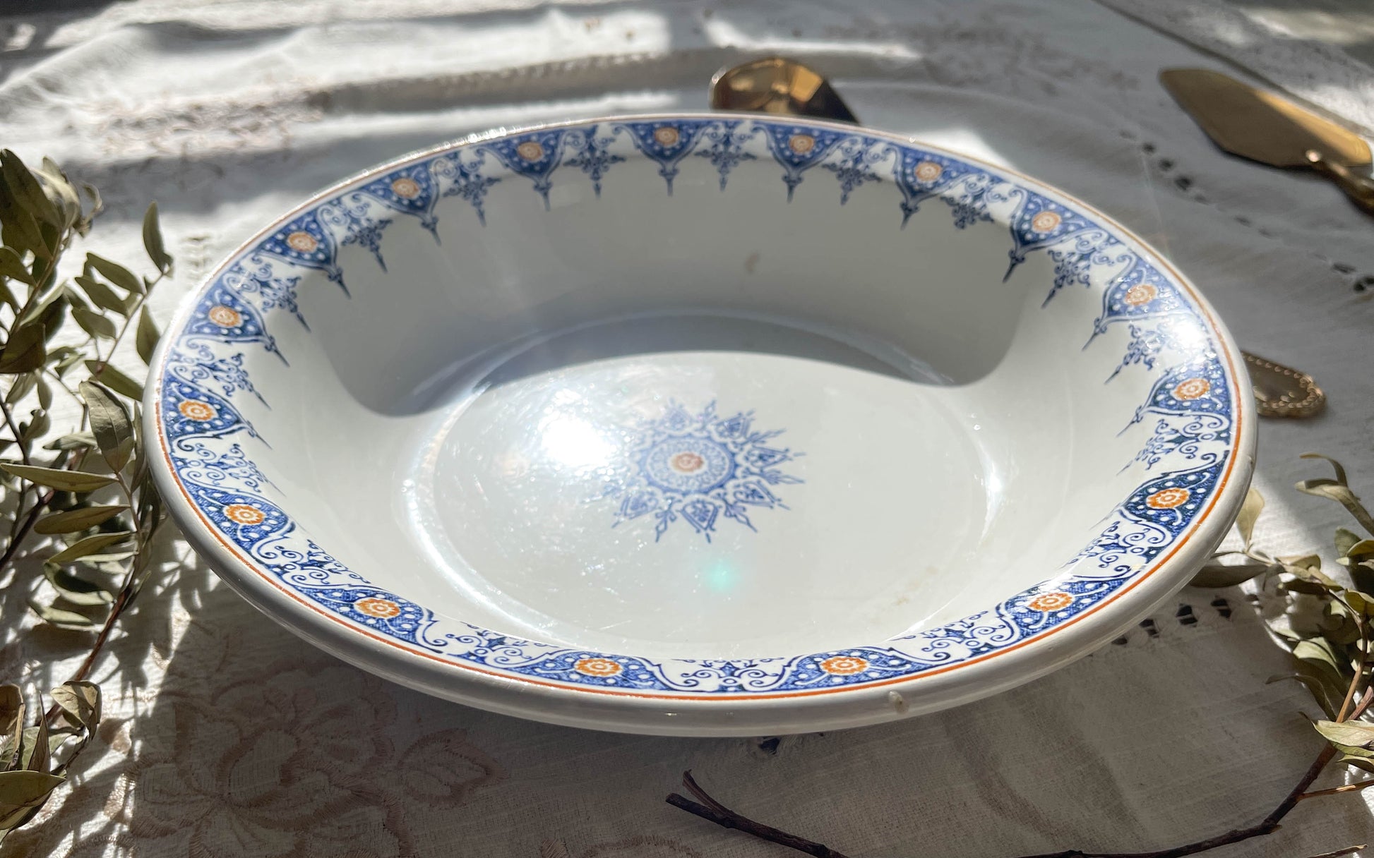 Plat creux vintage Terre de fer St Amand modèle "6014" Made in France
