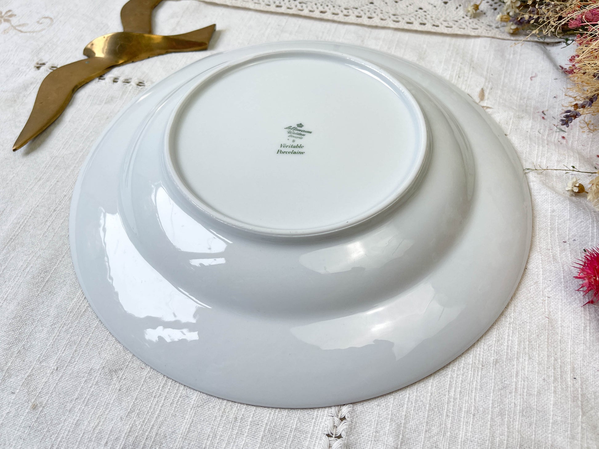 Plat creux porcelaine blanche dorée BAVARIA modèle "Annabell" -