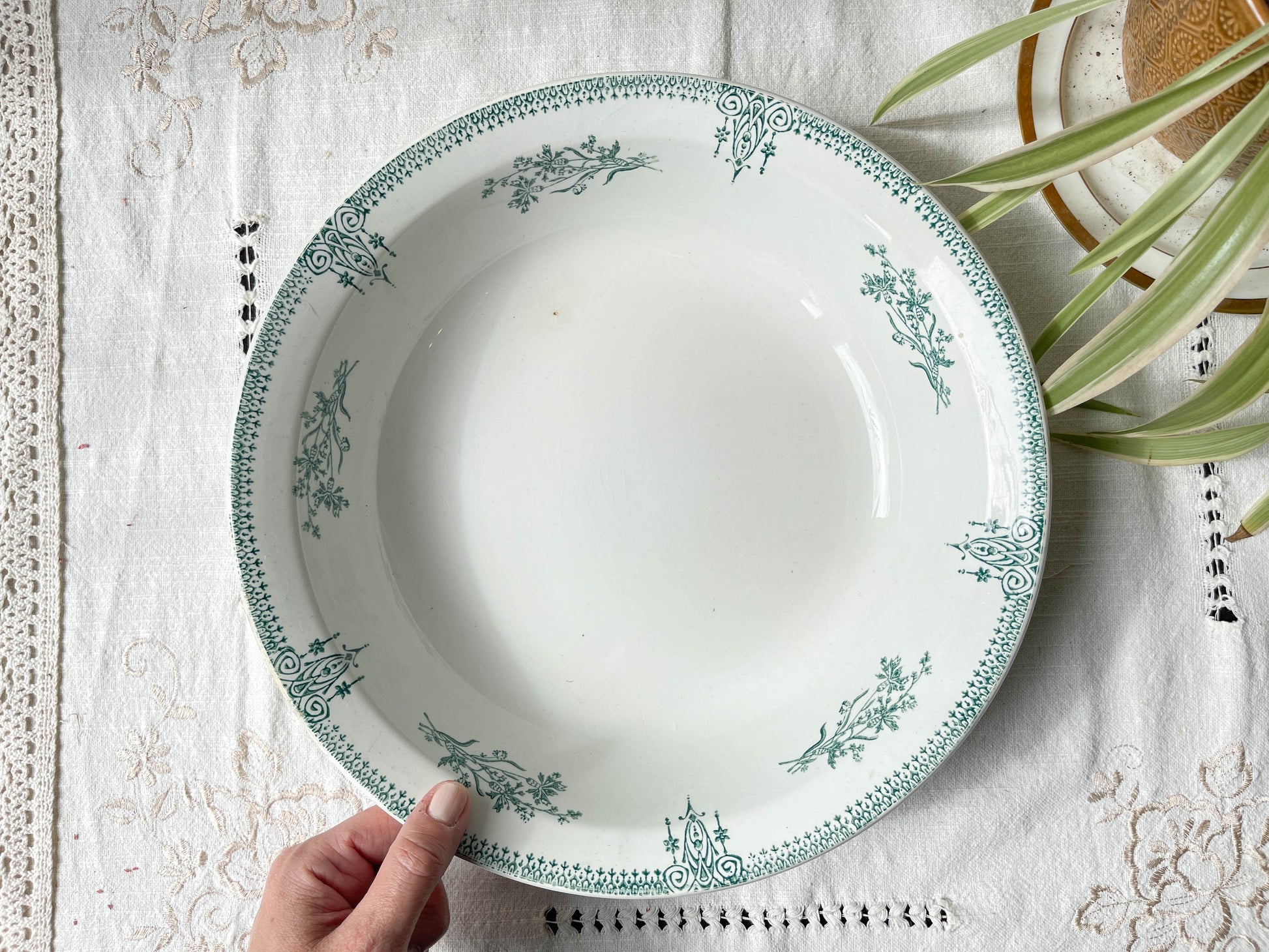Plat creux vintage Terre de fer bleue ST AMAND 4003