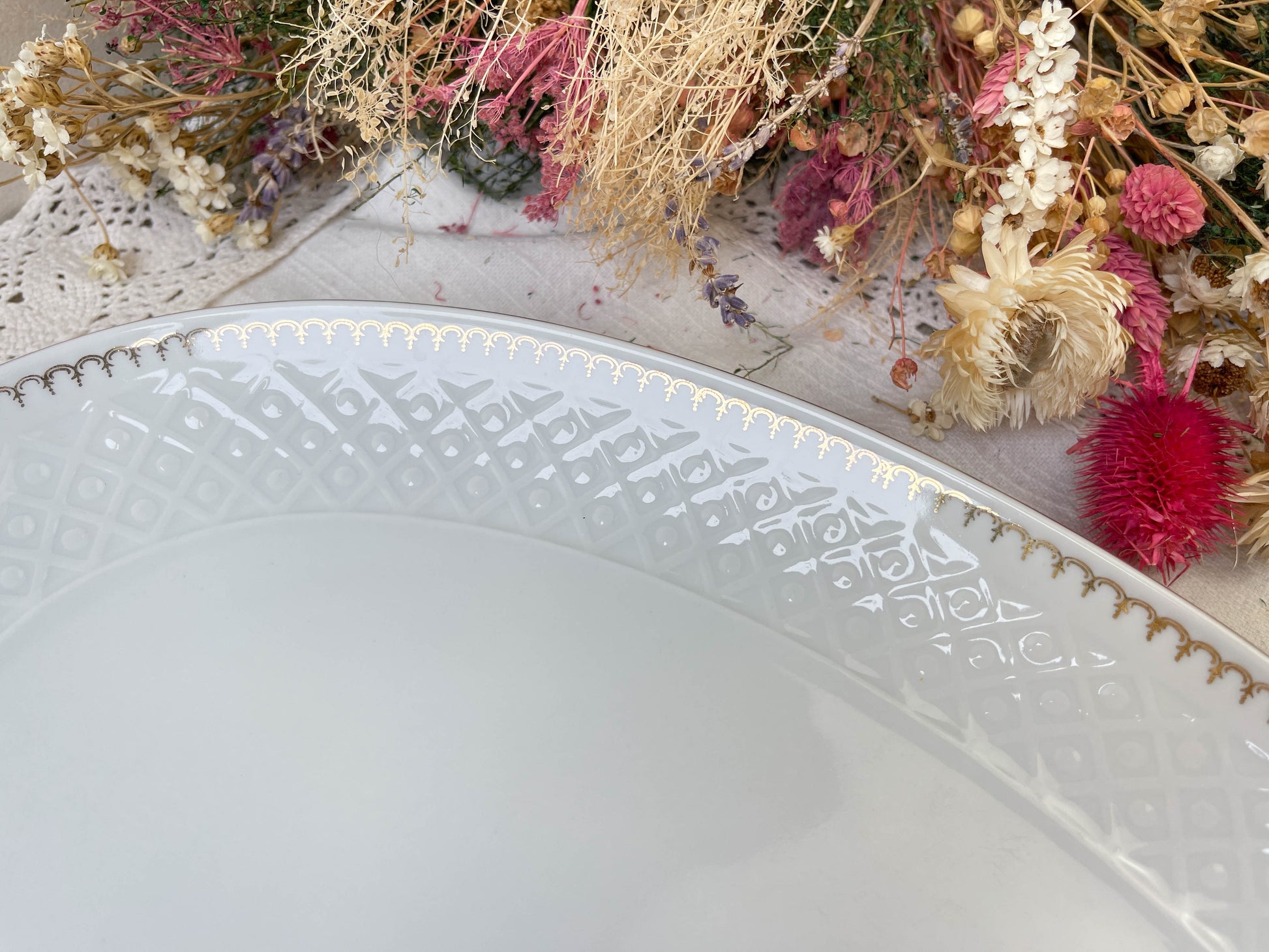 Plat oval porcelaine blanche dorée BAVARIA modèle "Annabell"