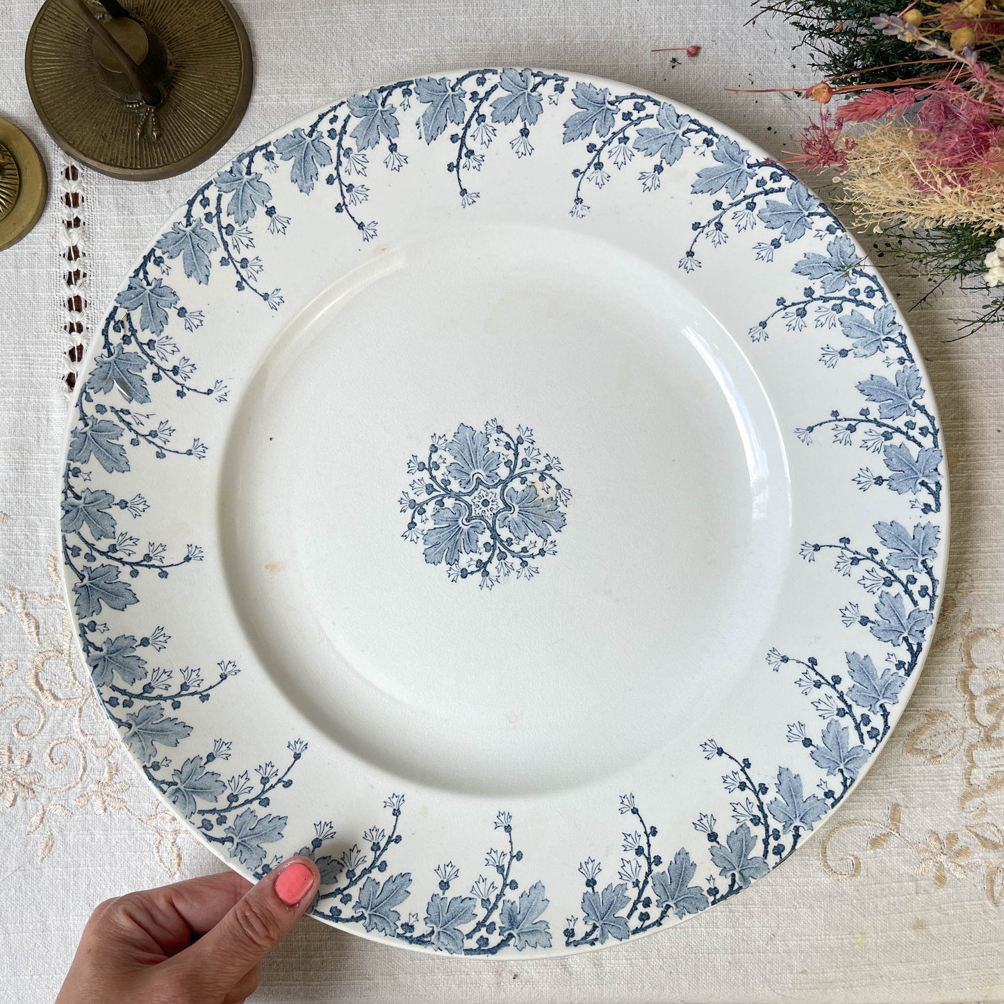 Plat rond vintage Terre de fer LUNEVILLE modèle "NINA" Made in France