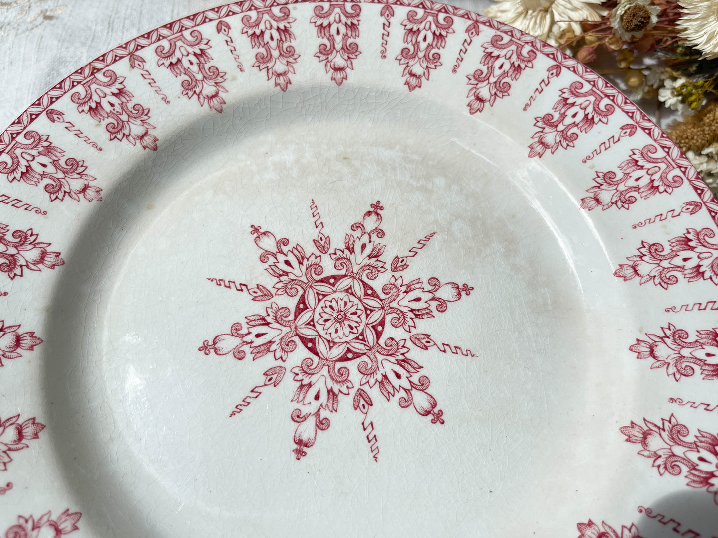 Plat sur piédouche vintage Terre de fer Française Gien modèle ANNAM XIXème