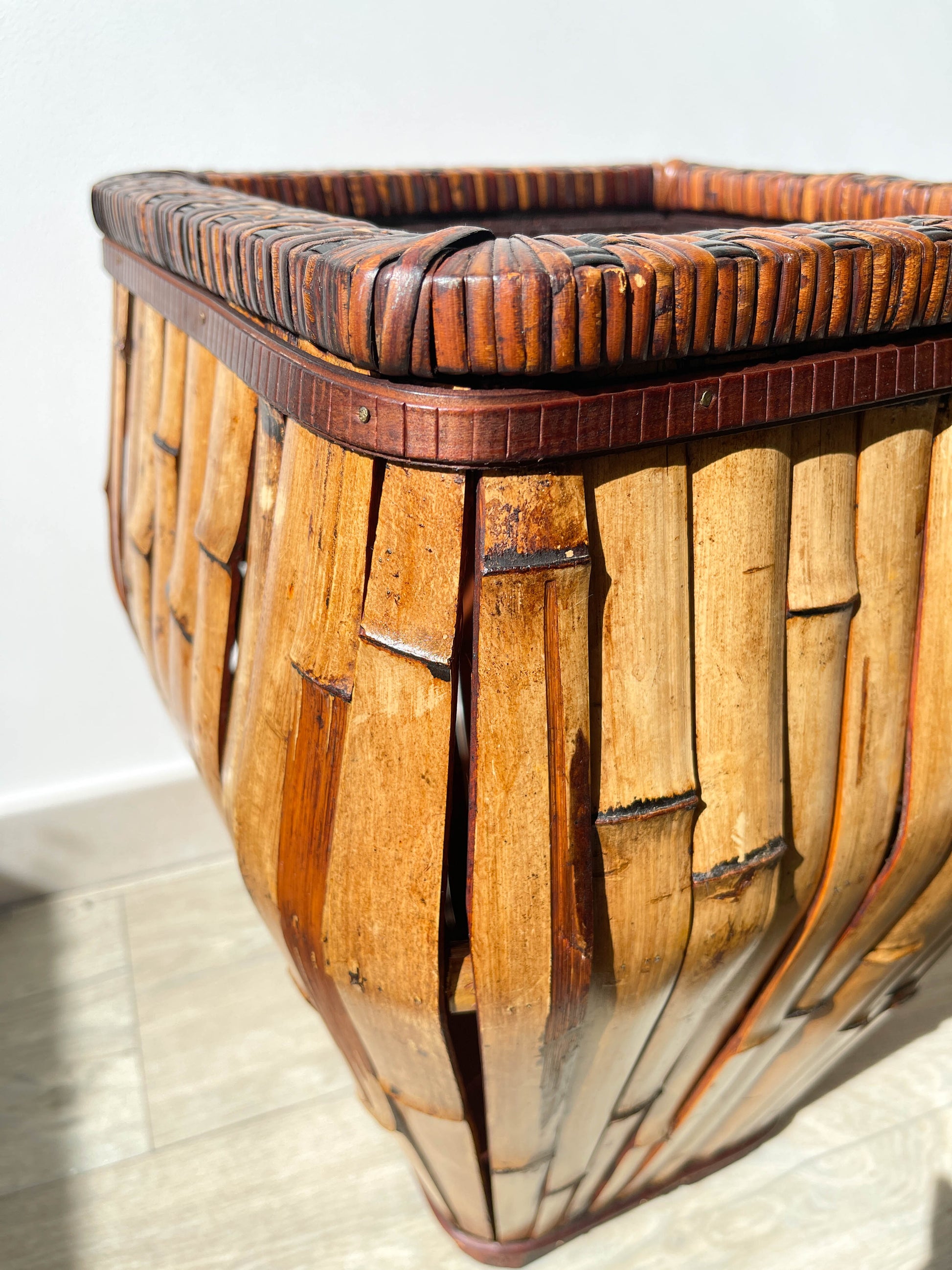 Porte parapluies vintage en rotin style colonial 1930 - Cache pot vintage en rotin