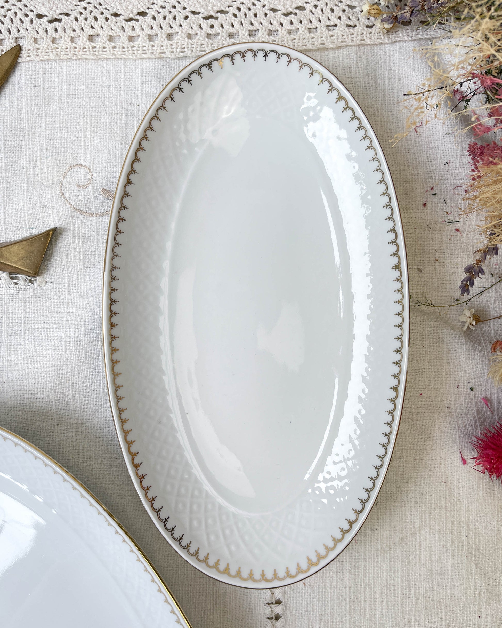 2 Raviers porcelaine blanche dorée BAVARIA modèle "Annabell"