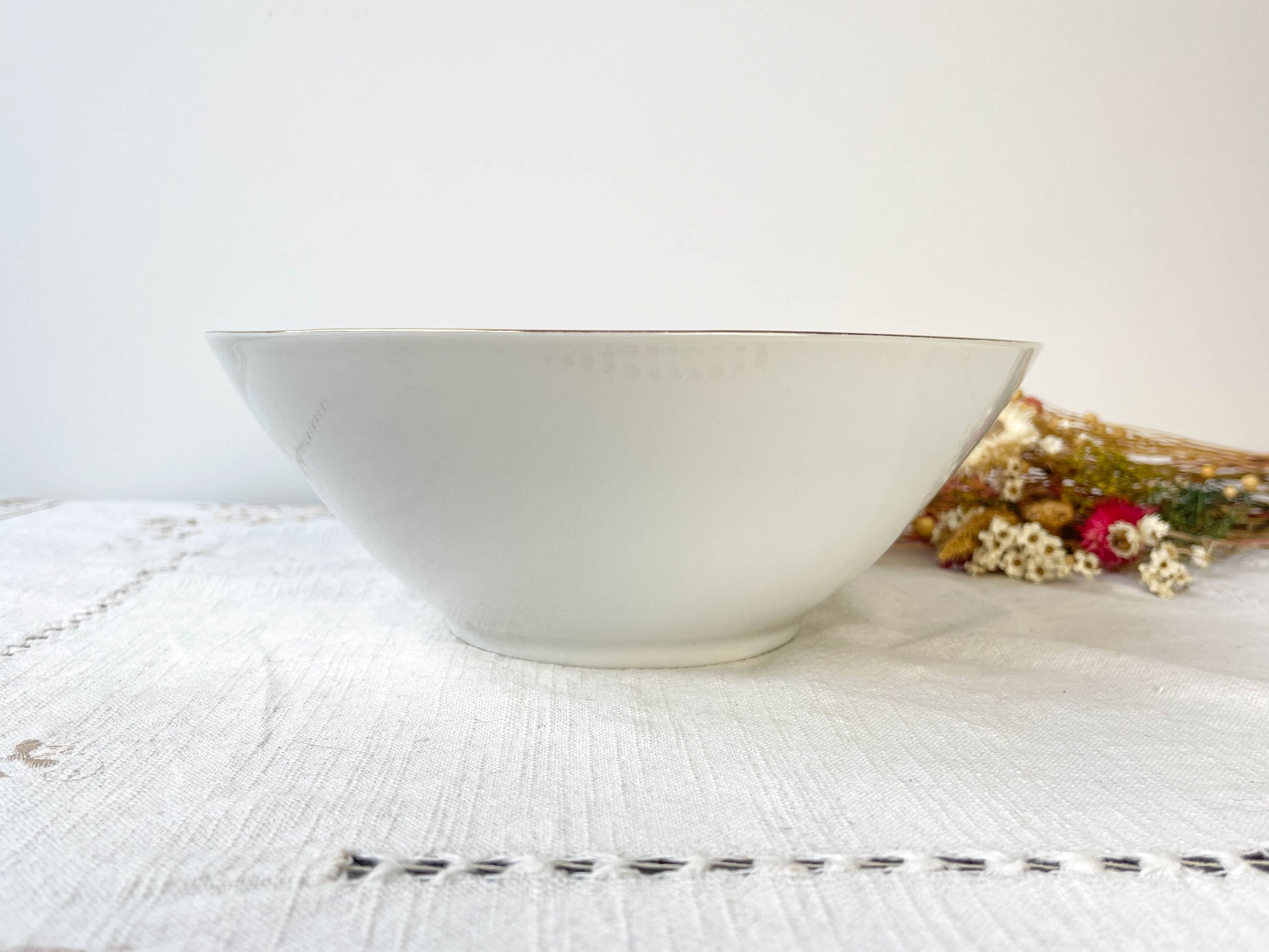 Saladier porcelaine blanche dorée BAVARIA Seltmann Weiden modèle "Annabell"