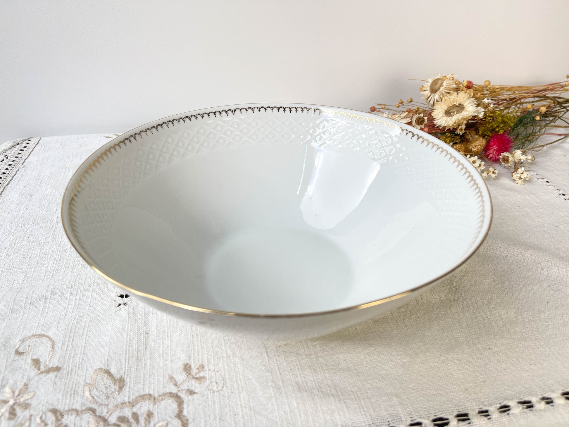 Saladier porcelaine blanche dorée BAVARIA Seltmann Weiden modèle "Annabell"