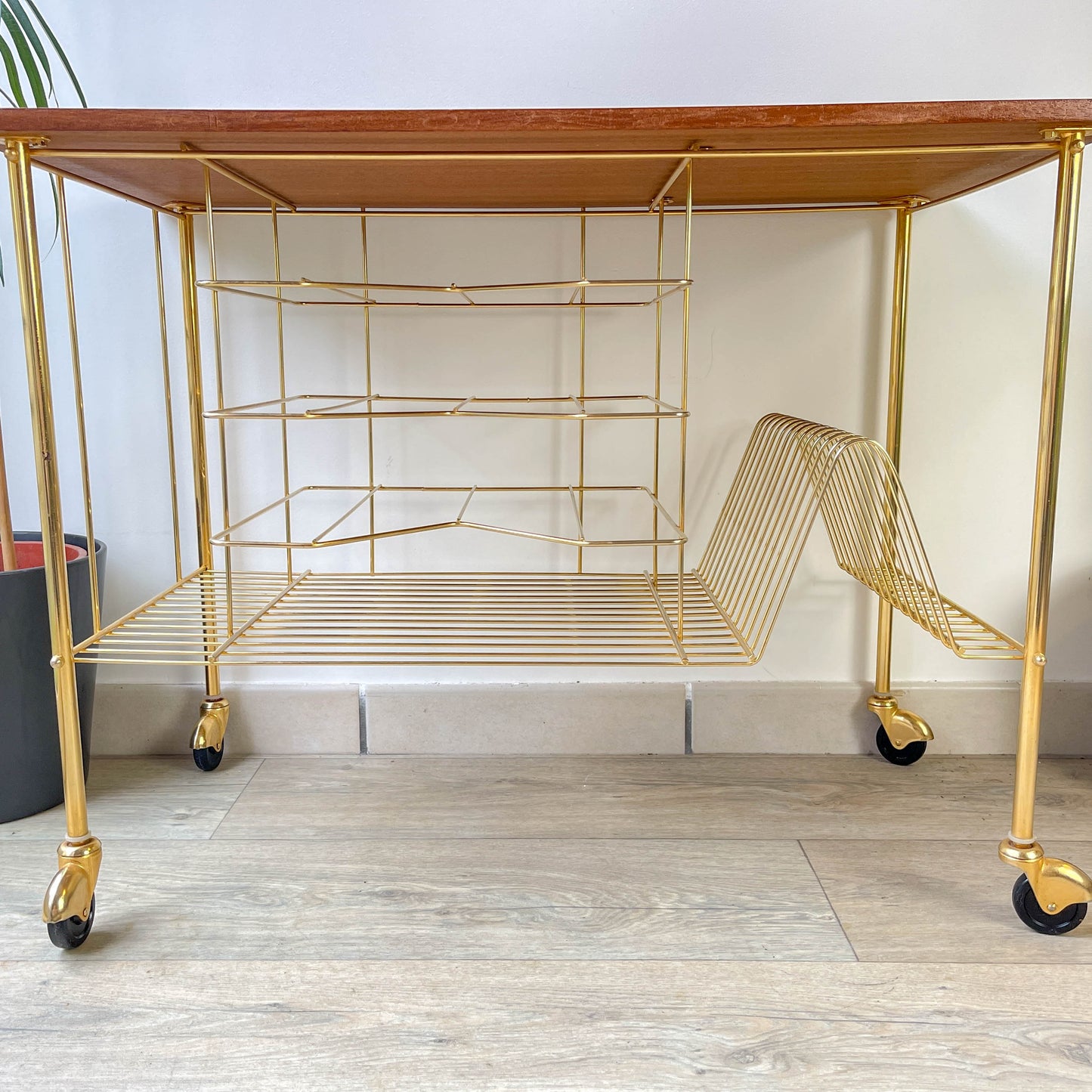 Table d'appoint vintage range vinyles - Laiton & Bois – Années 50/60