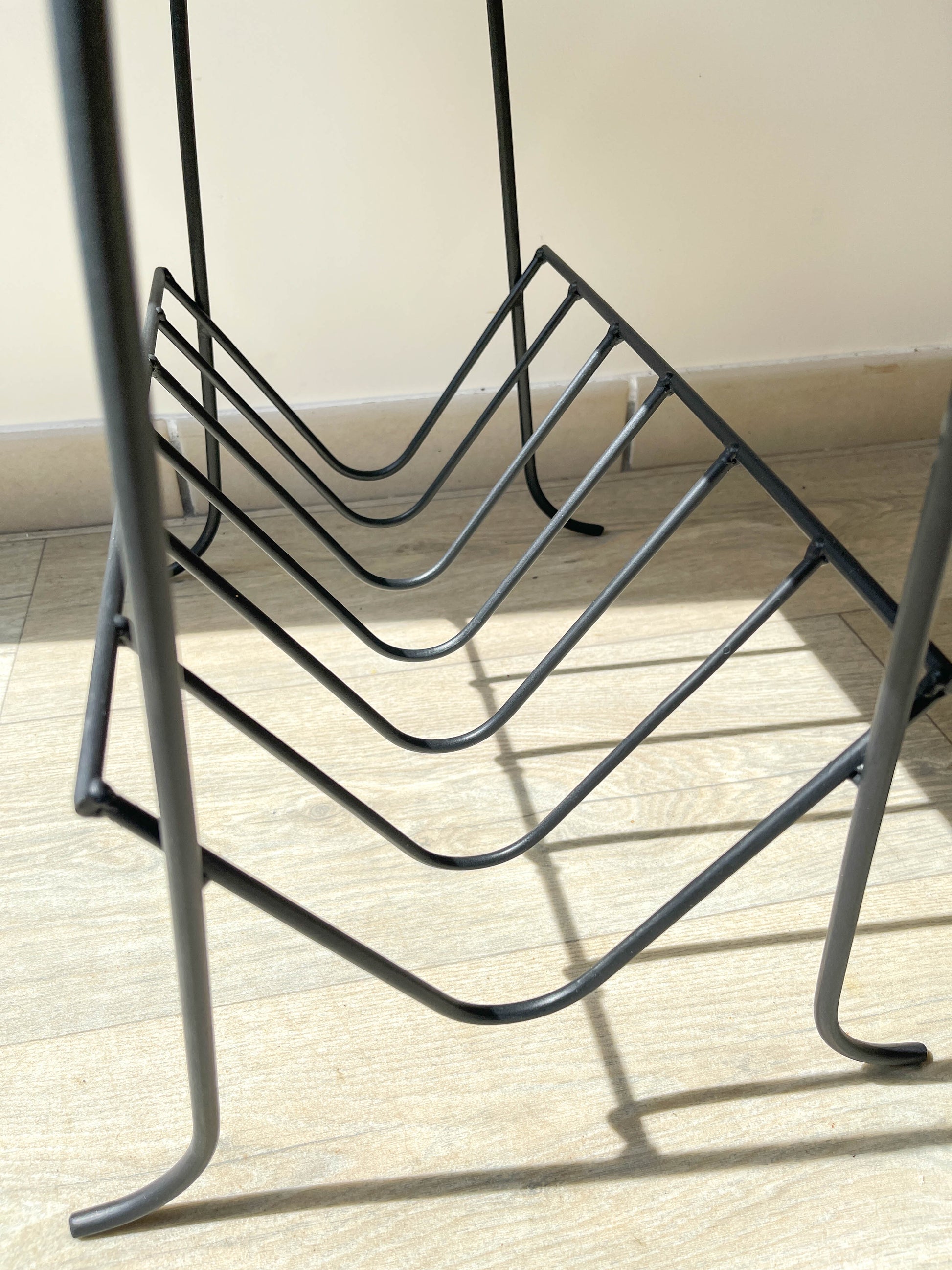 Table d'appoint range vinyles vintage métal marbre