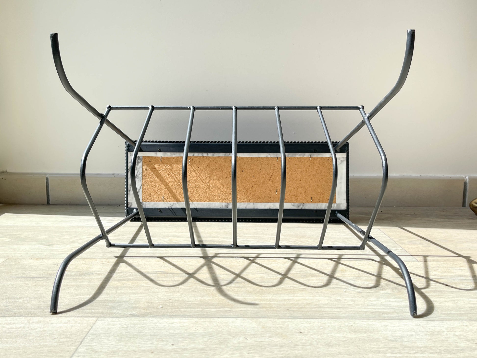 Table d'appoint range vinyles vintage métal marbre