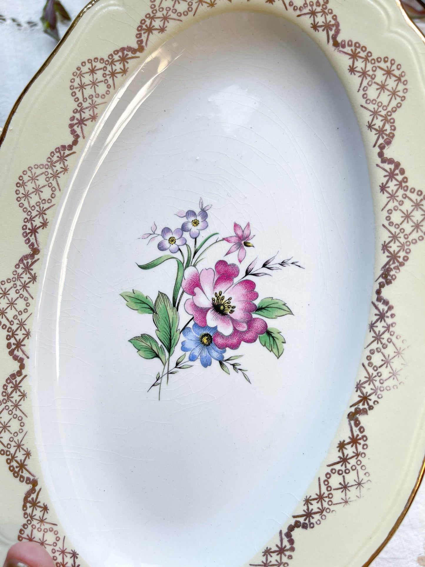2 Raviers porcelaine vintage fleuri blanche jaune doré L'Amandinoise 38754