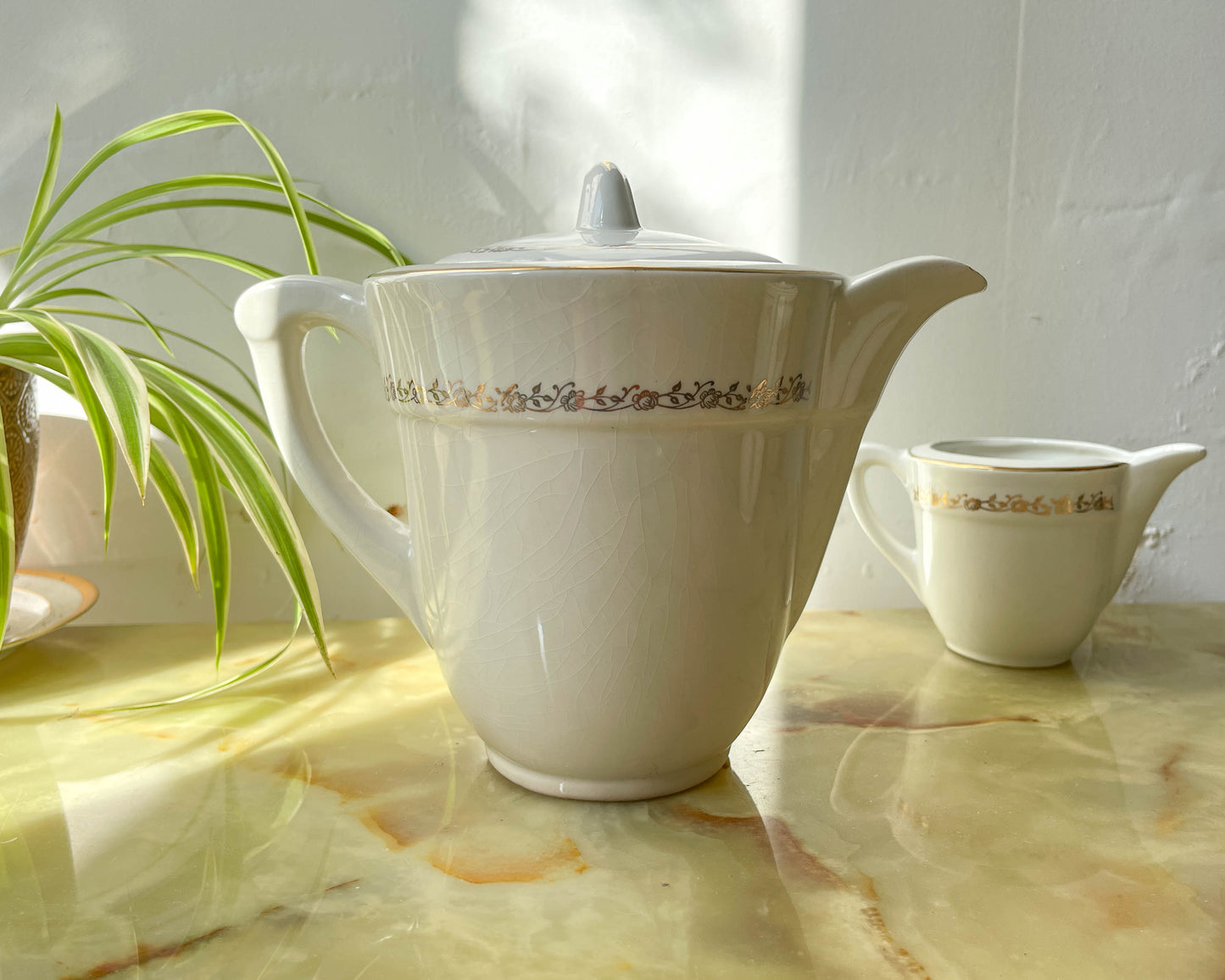 Service à thé/café vintage en porcelaine blanche doré Moulin des Loups modèle MADRID