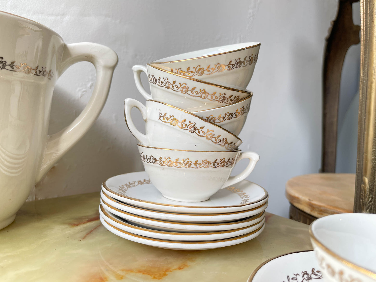 Service à thé/café vintage en porcelaine blanche doré Moulin des Loups modèle MADRID