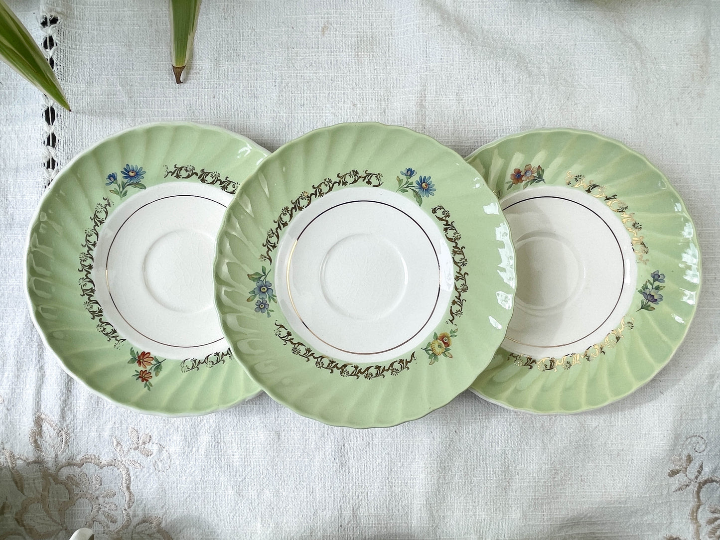 Service à thé/café vintage en porcelaine blanche verte dorée SALINS made in France