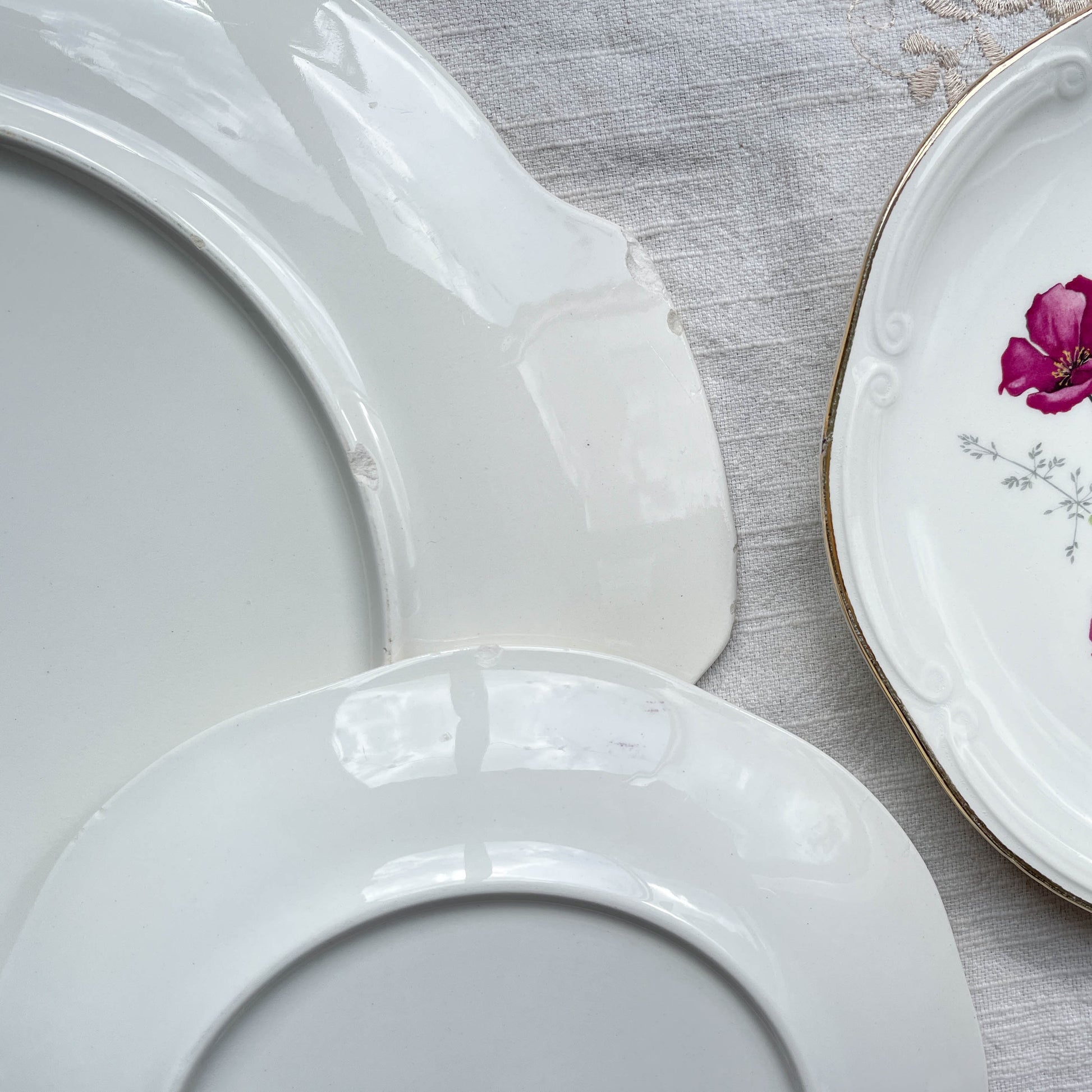 Service à dessert vintage 8 personnes en porcelaine de GIEN France modèle Elegance motif fleuri