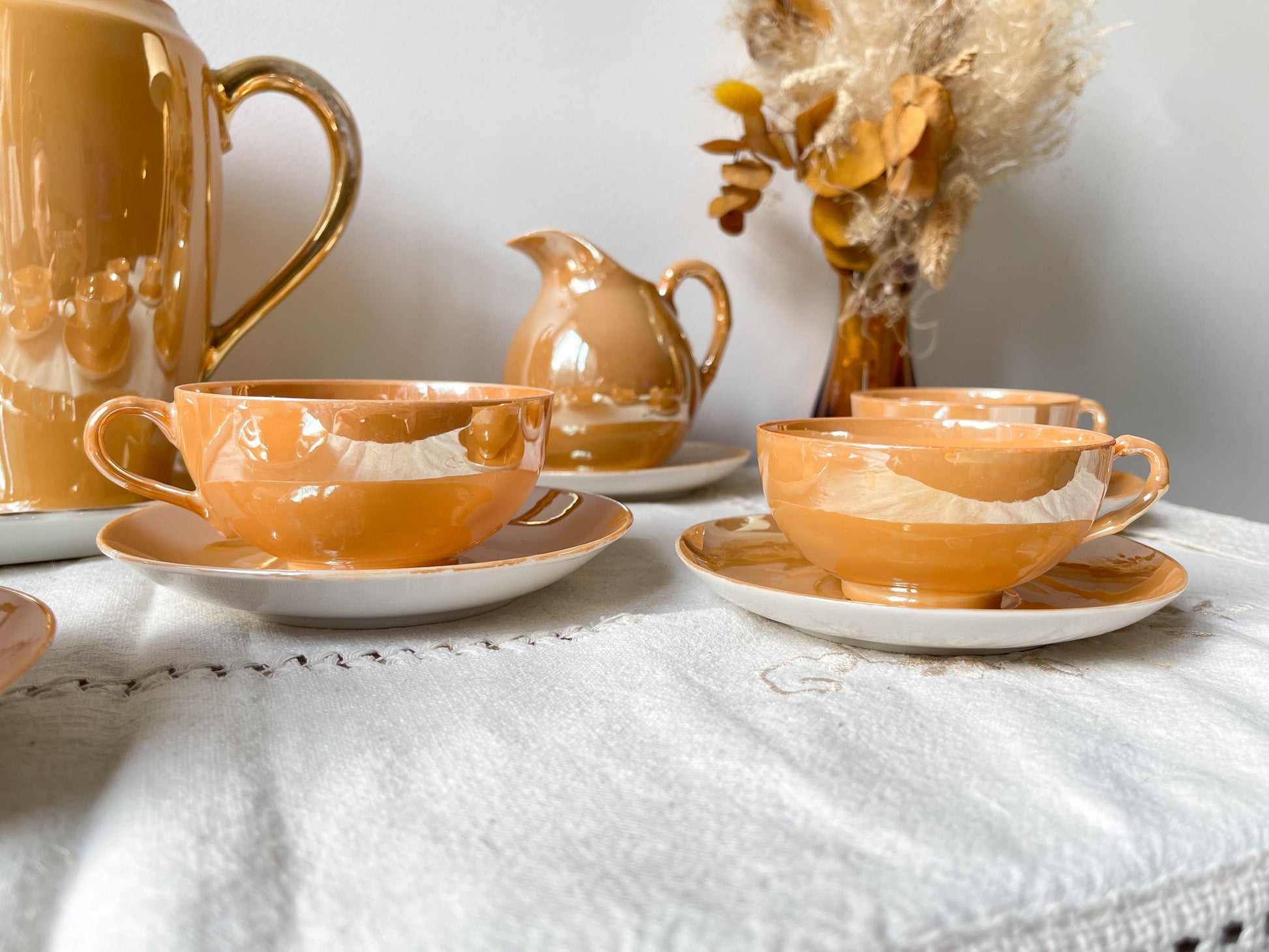 Service à thé vintage en Lustre Czecho-Slovaquia Victoria China pêche irisé 1950