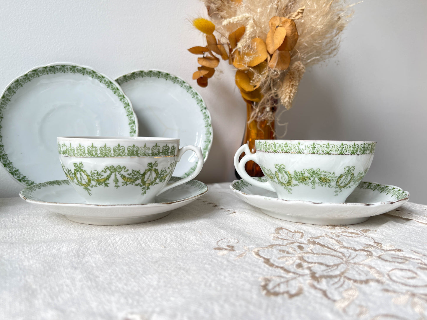 Service à thé/café vintage en porcelaine blanche verte doré XIXème