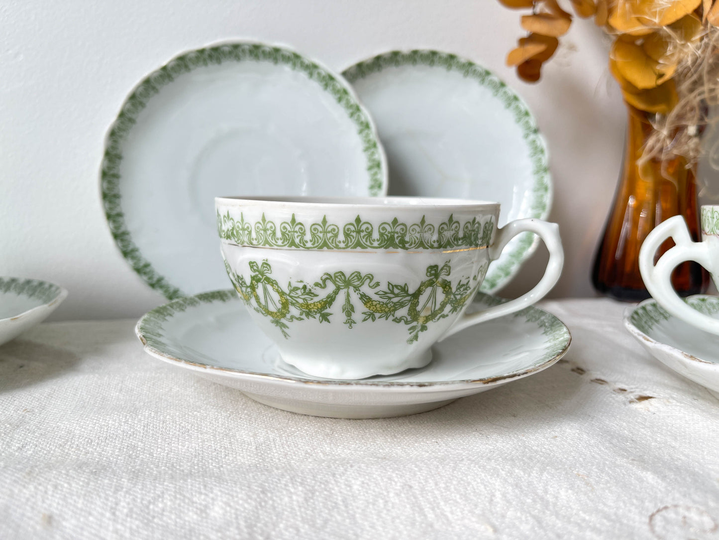 Service à thé/café vintage en porcelaine blanche verte doré XIXème