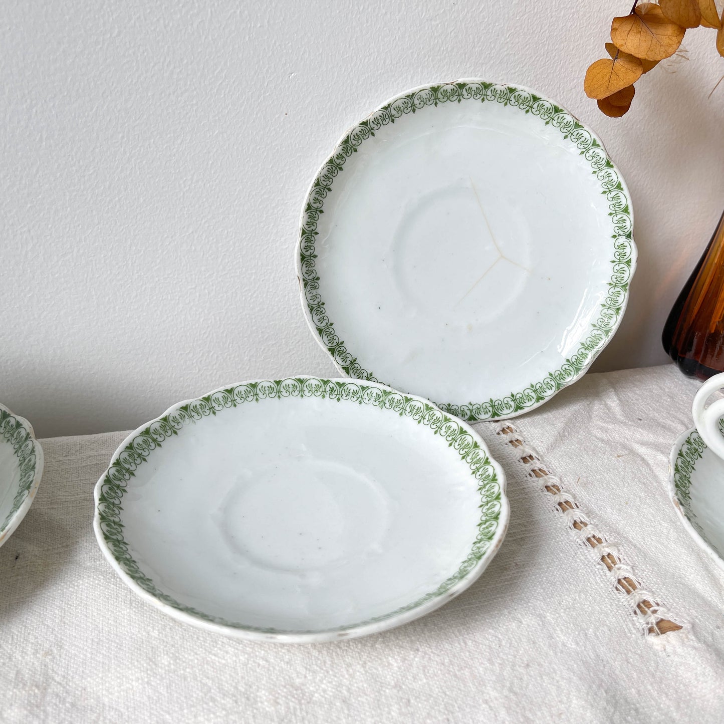 Service à thé/café vintage en porcelaine blanche verte doré XIXème