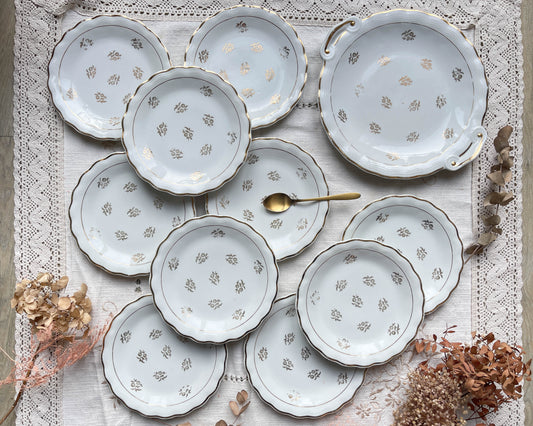 Service à dessert vintage en porcelaine fleurie blanche dorée LIMOGES ULIM