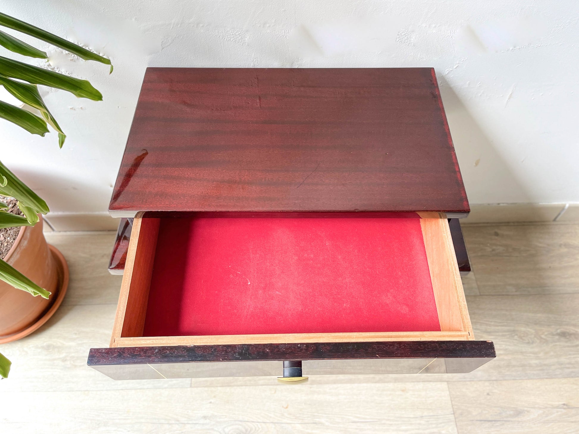 Table de chevet vintage bois et laiton style Art déco