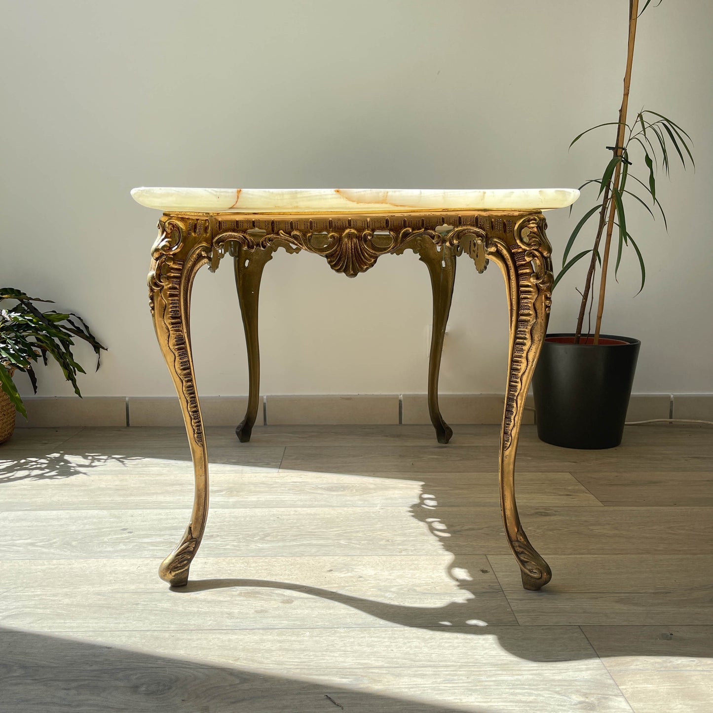 Table basse en marbre et bronze vintage