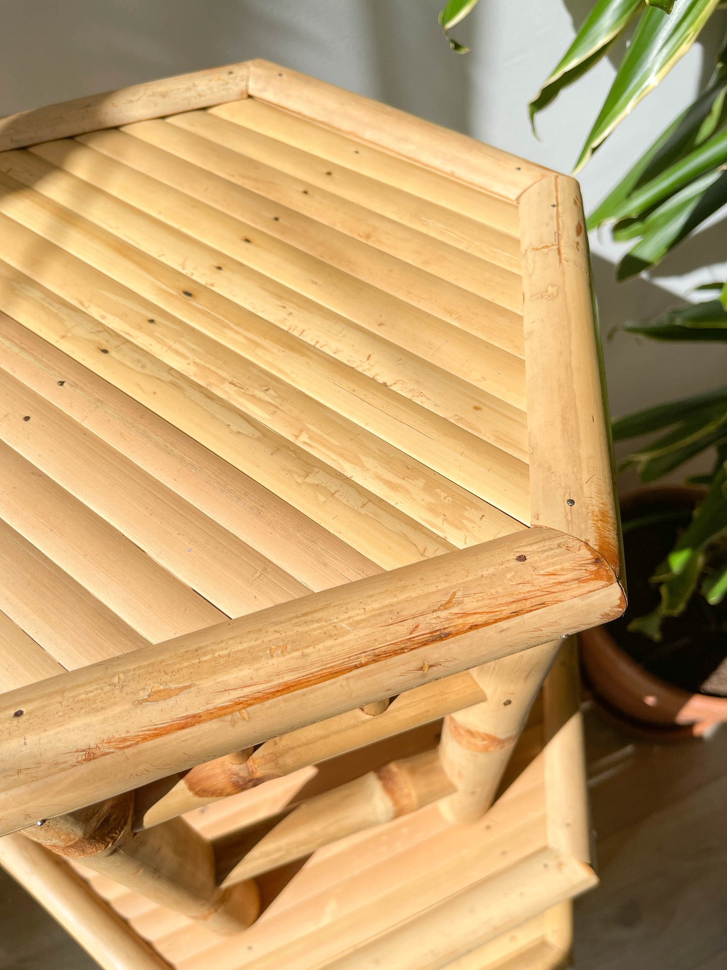 3 Tables basses gigognes Hexagonal en bambou vintage, 1970