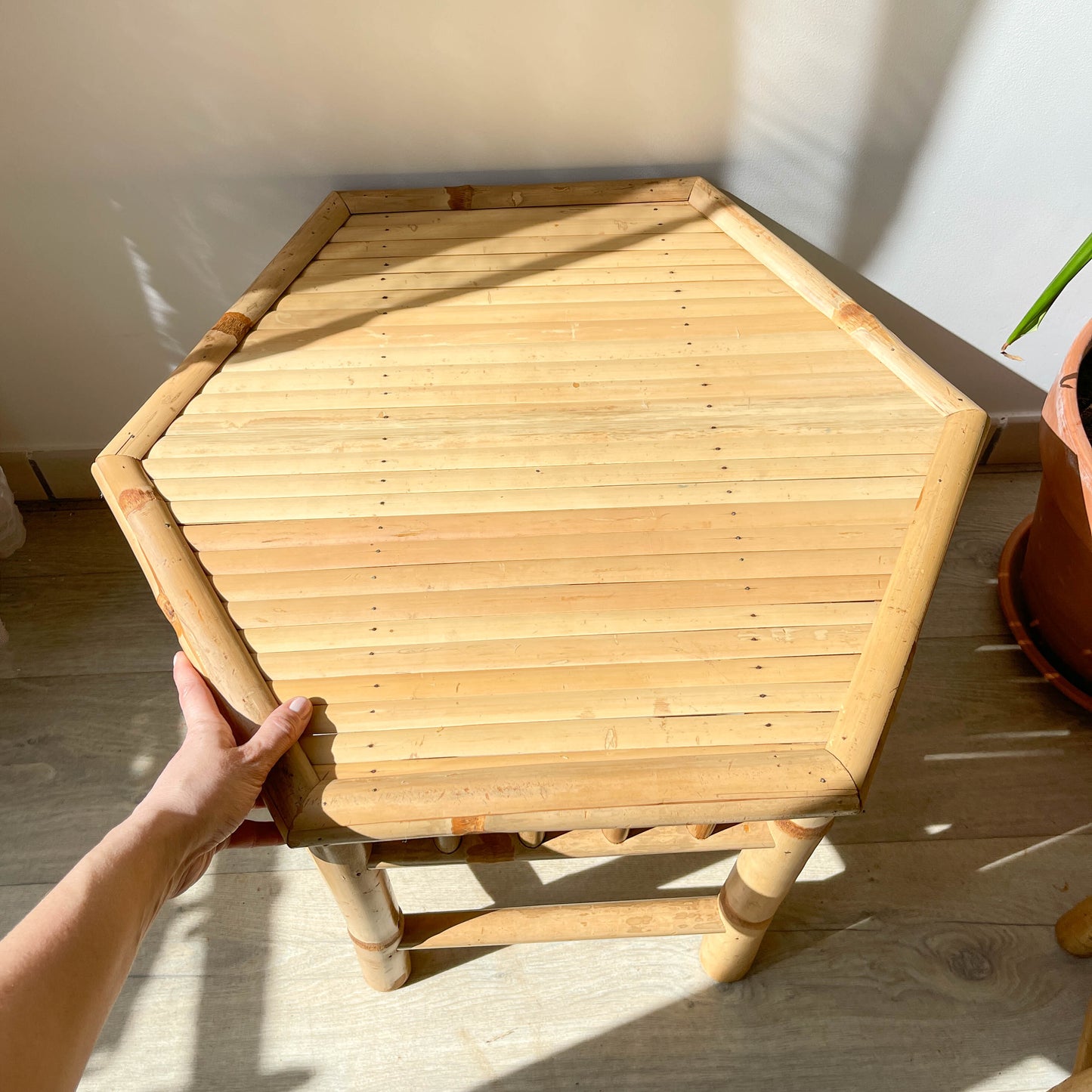 3 Tables basses gigognes Hexagonal en bambou vintage, 1970