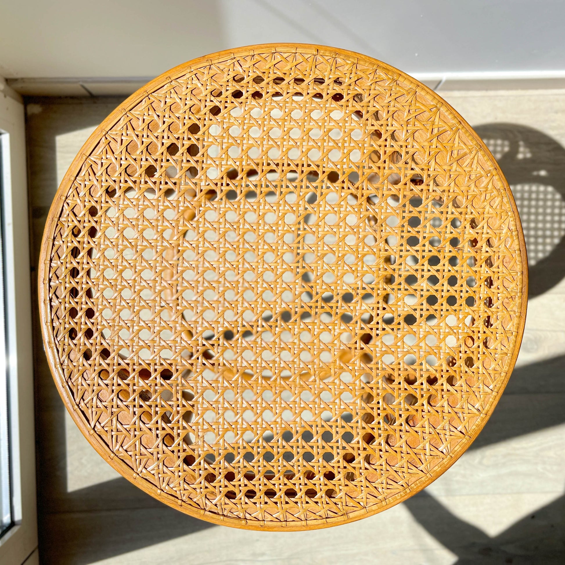 Tabouret de bar en bois courbé et cannage style Thonet, 1950