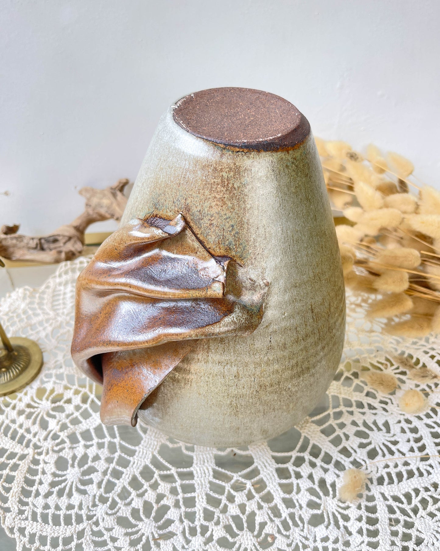 Vase en grès vintage émaillé effet drapé