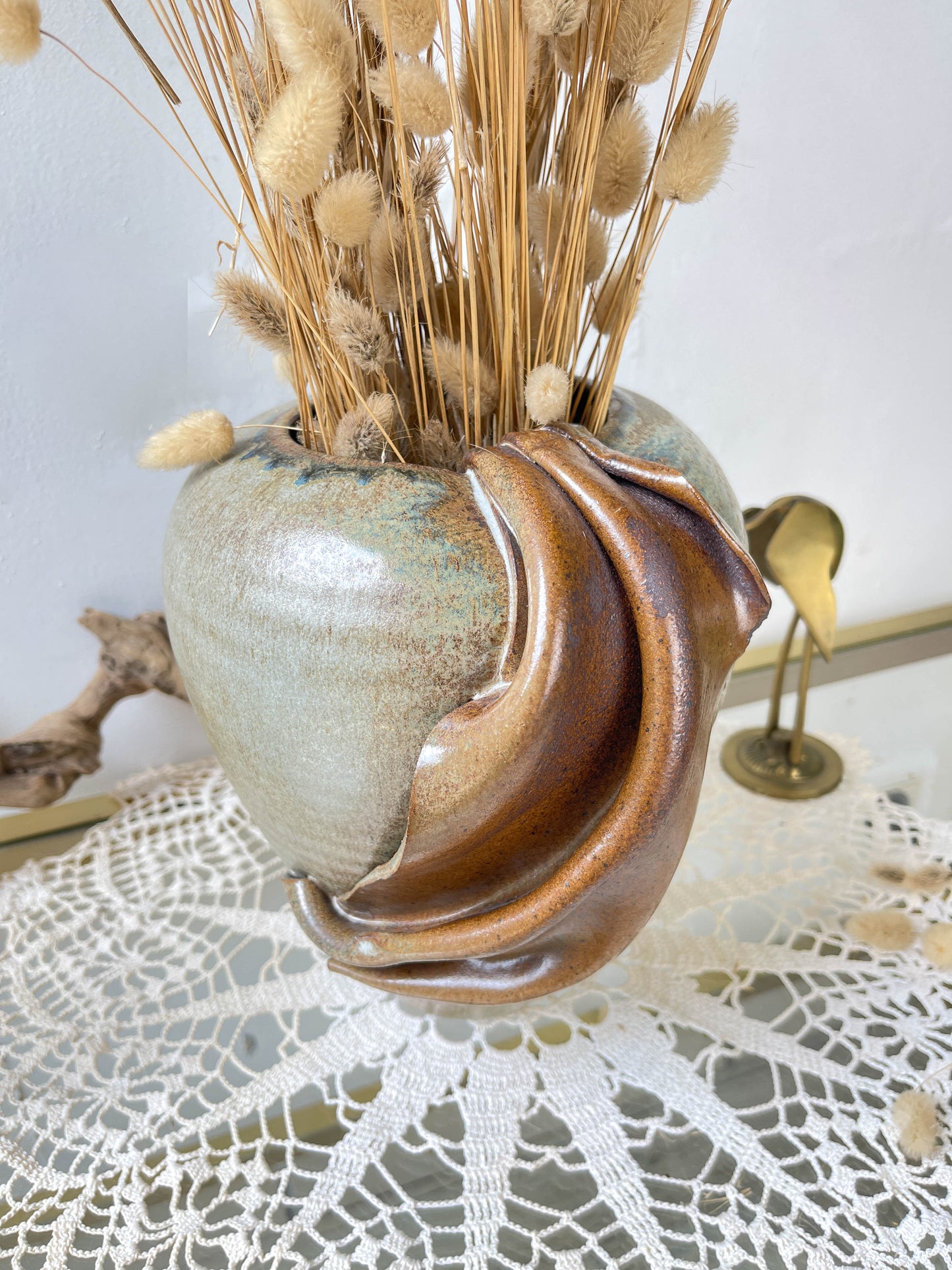 Vase en grès vintage émaillé effet drapé
