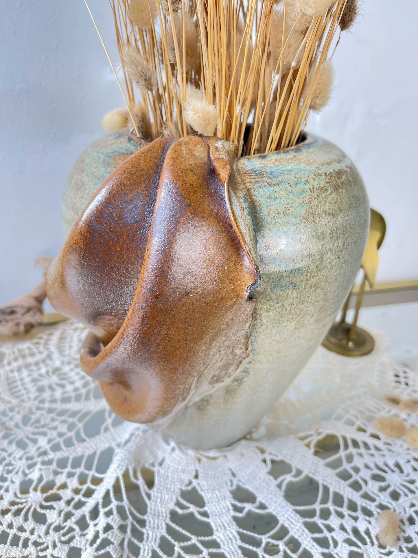 Vase en grès vintage émaillé effet drapé
