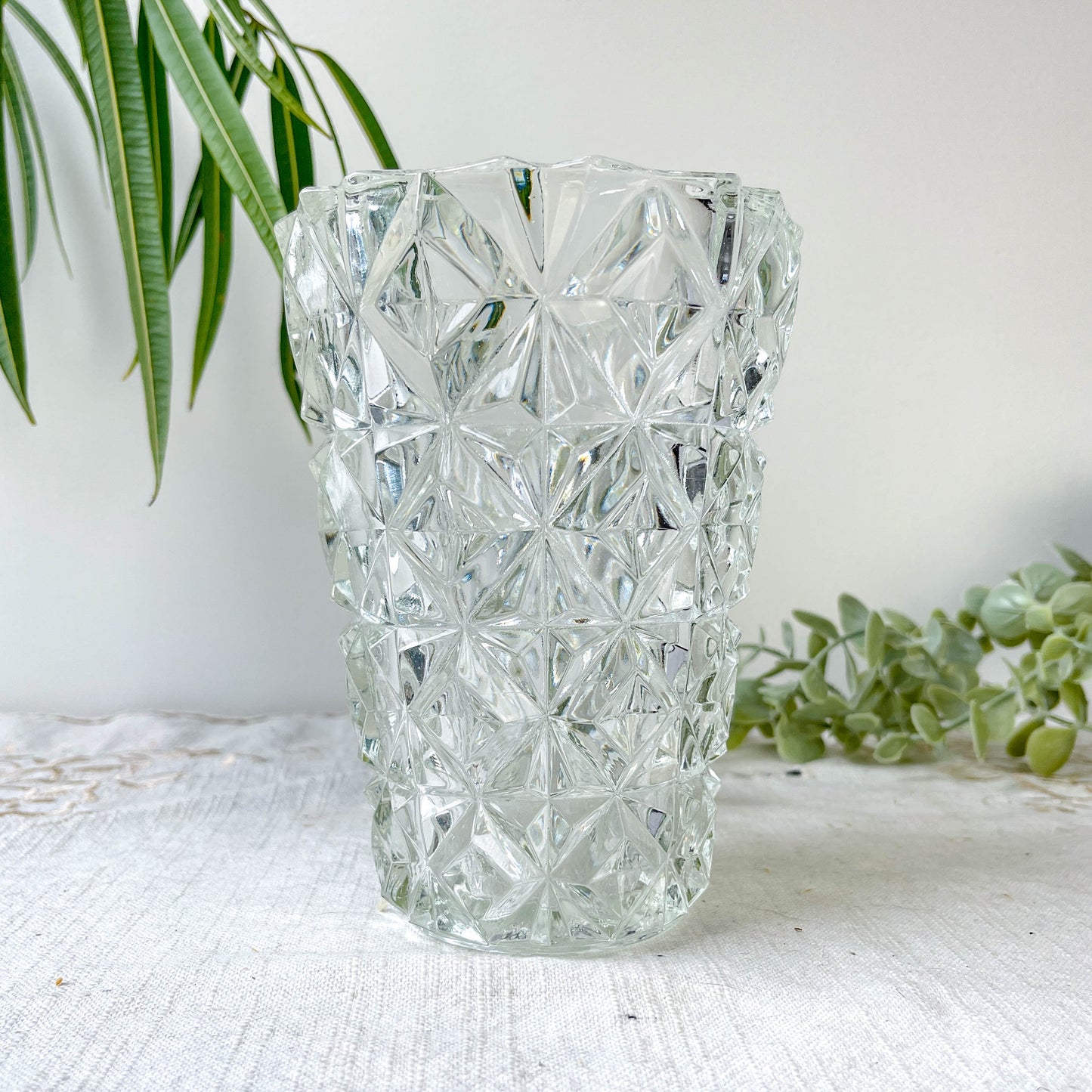 Petit Vase vintage en verre motif géométrique