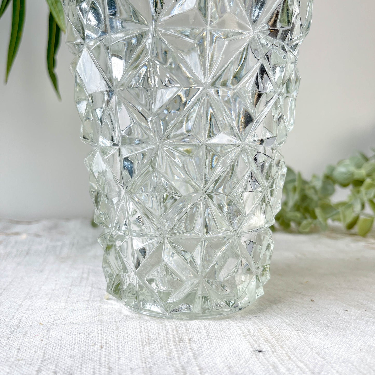 Petit Vase vintage en verre motif géométrique