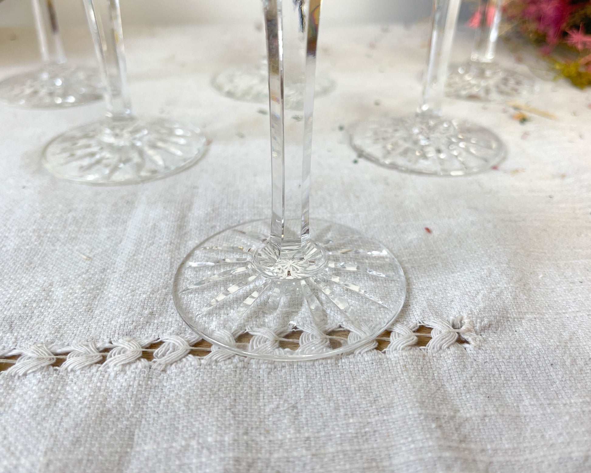 6 Verres à vin rouge Cristal ciselé Français