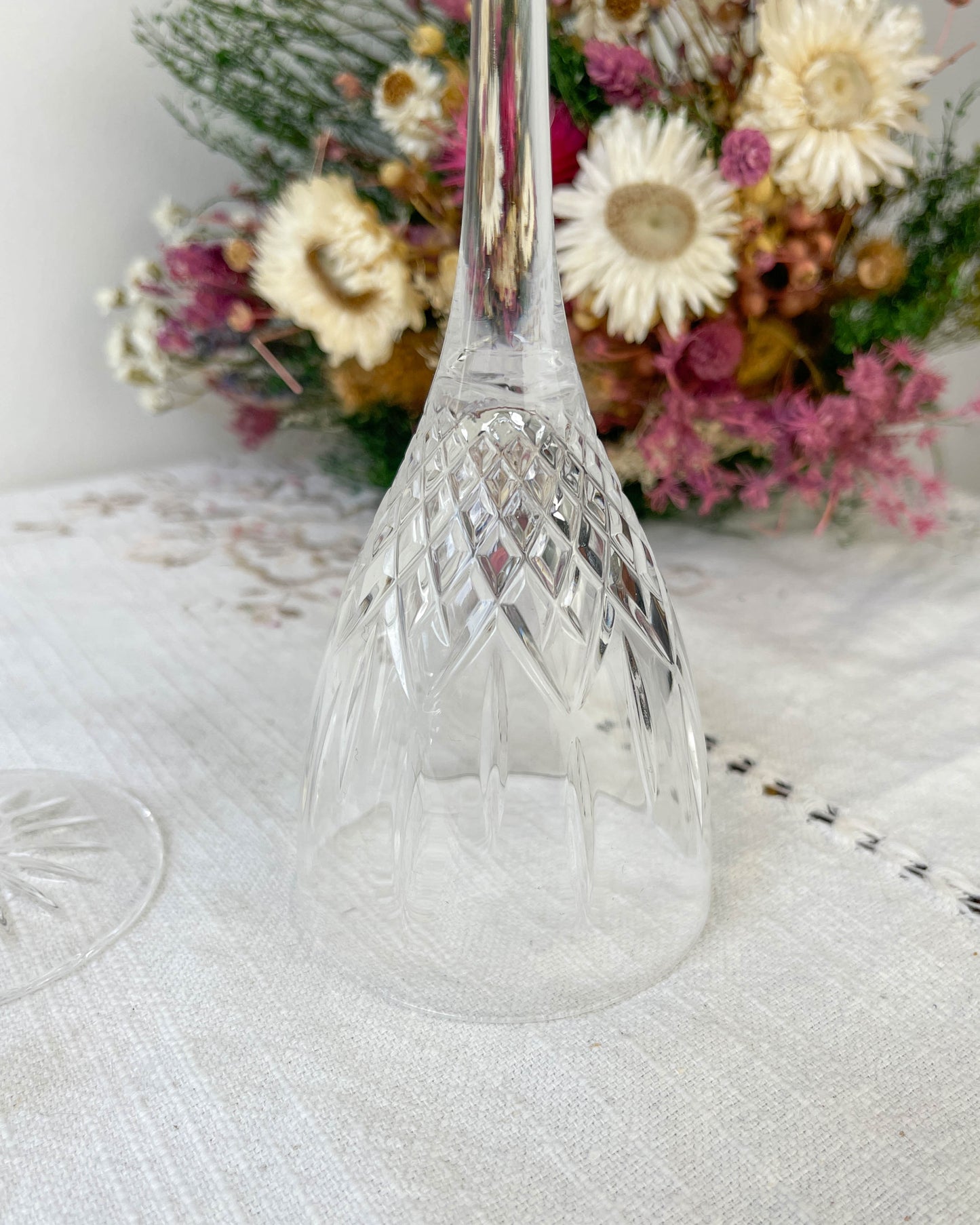 Verres en cristal ciselé vintage