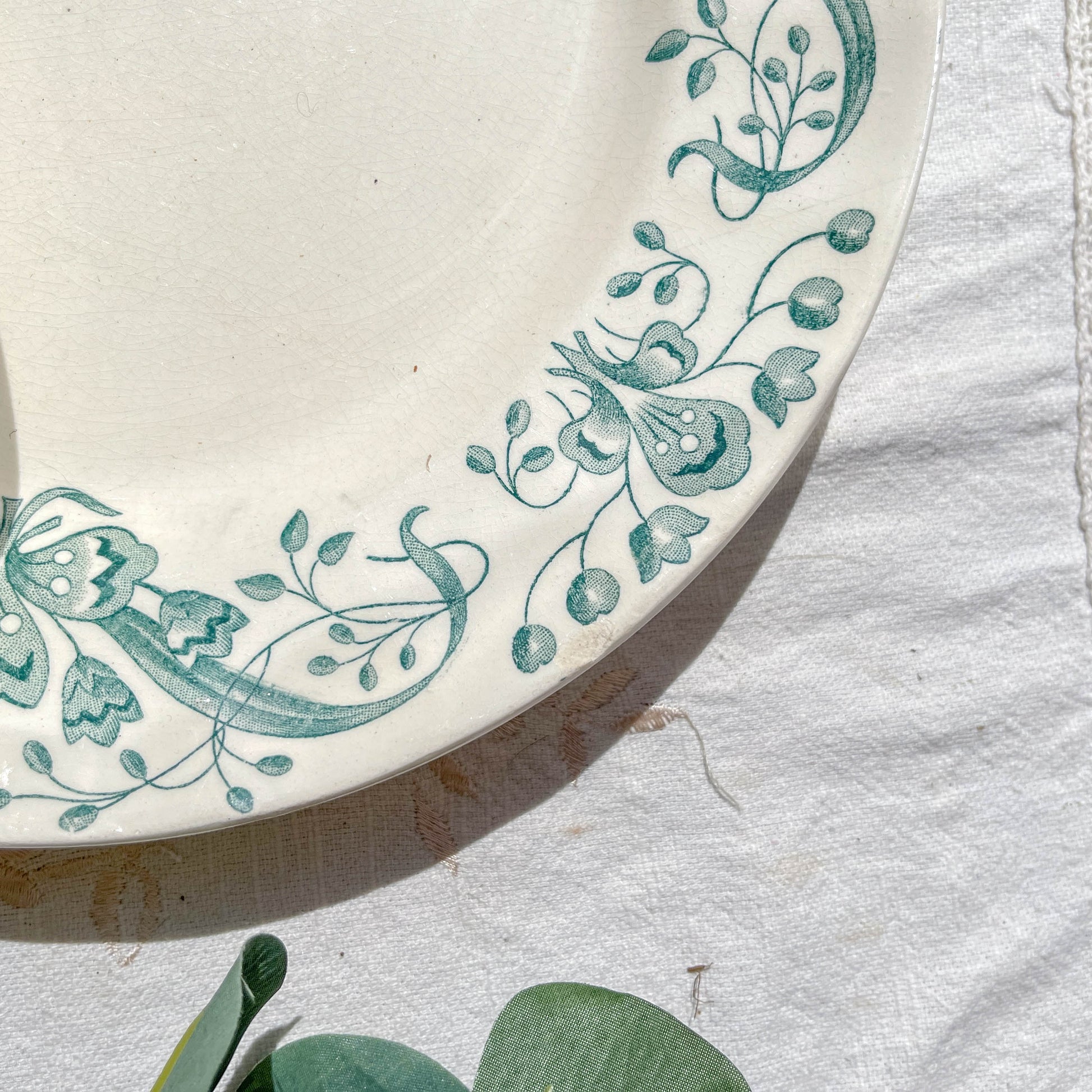 Lot de 6 Assiettes Plates Anciennes Terre de Fer "Figuig" – Longchamp XIXe