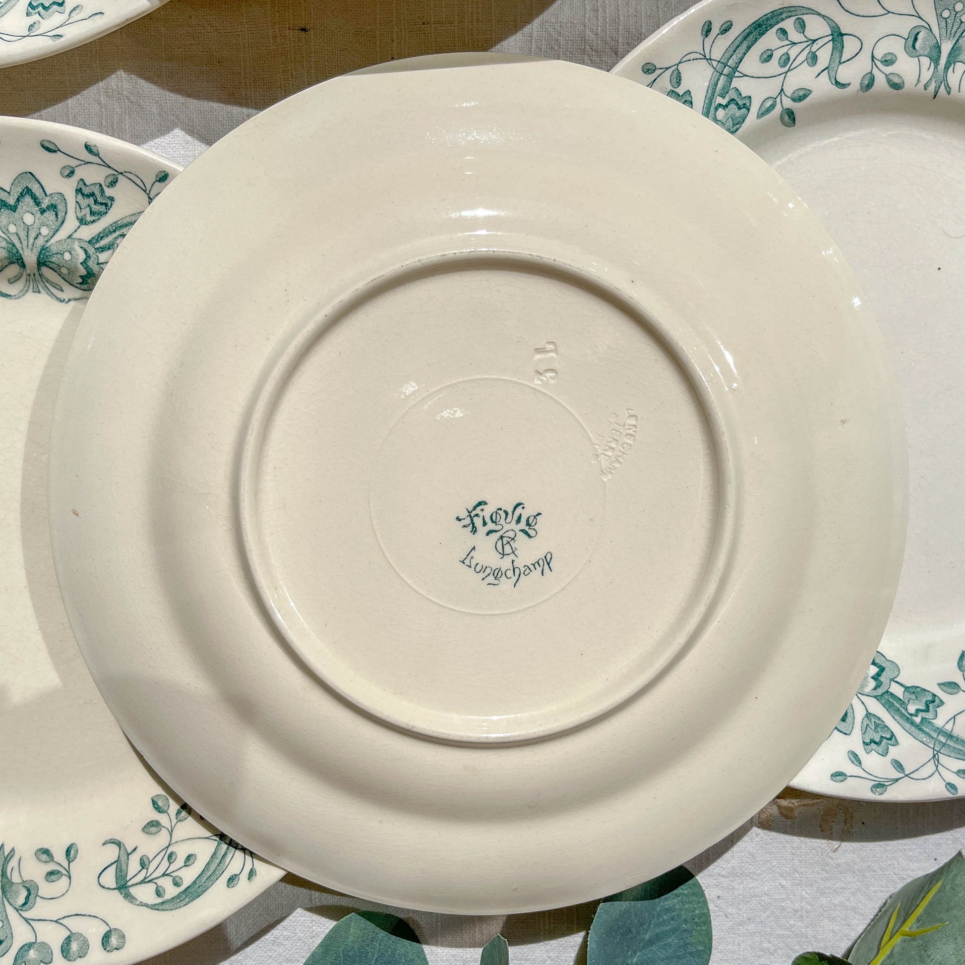 Lot de 6 Assiettes Plates Anciennes Terre de Fer "Figuig" – Longchamp XIXe
