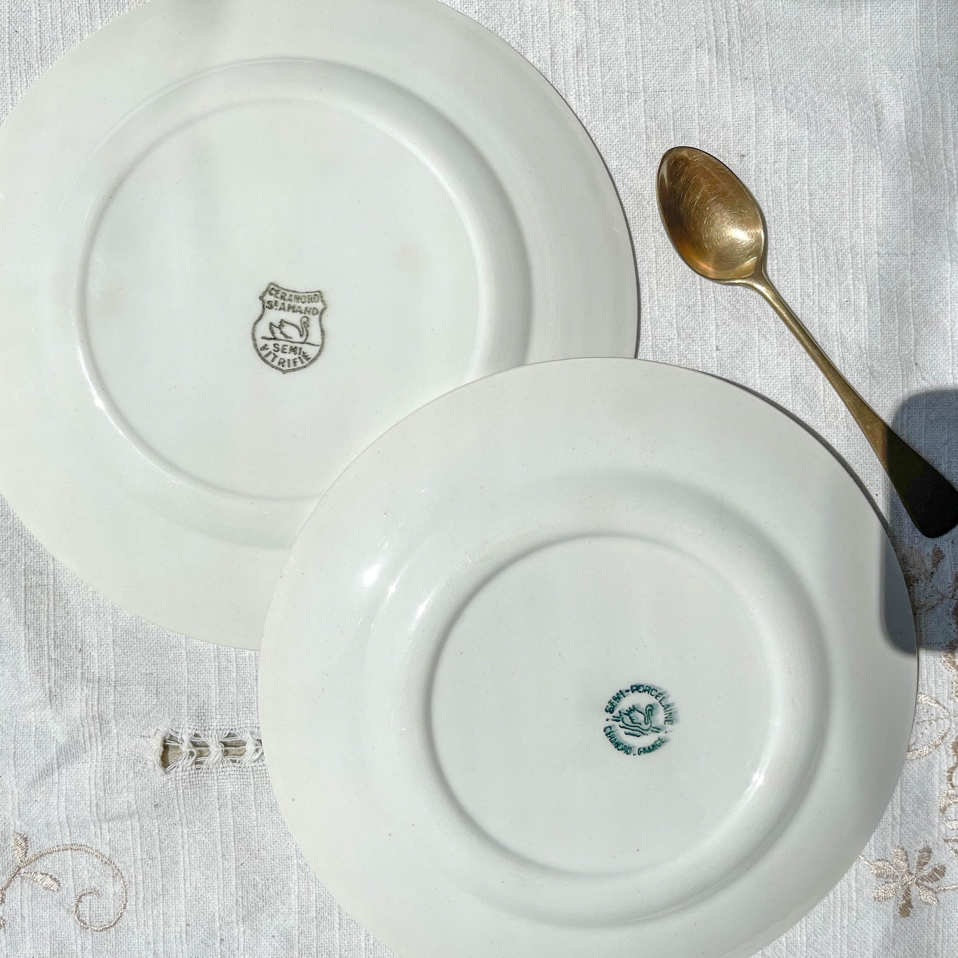 5 Petites assiettes vintage en porcelaine française blanches vertes Céranord