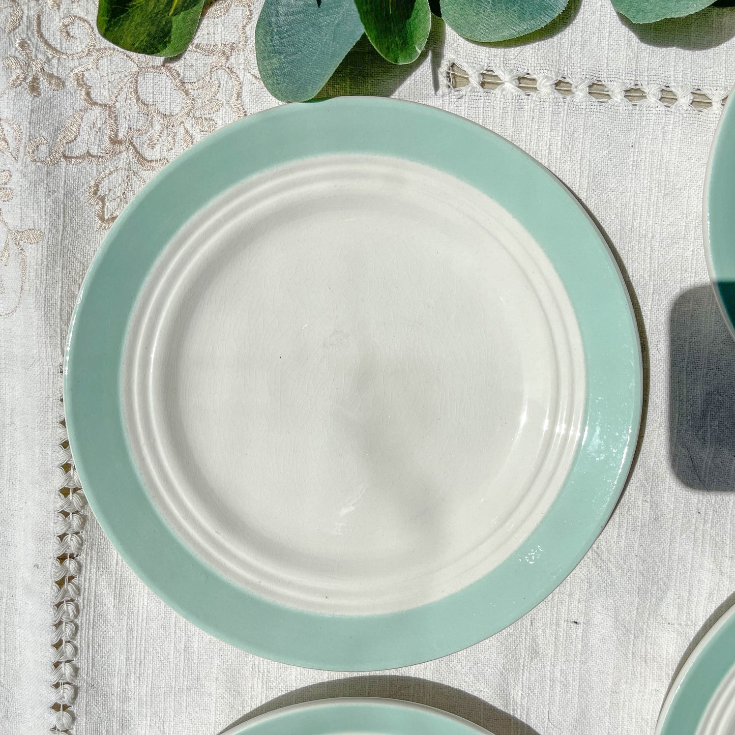 5 Petites assiettes vintage en porcelaine française blanches vertes Céranord