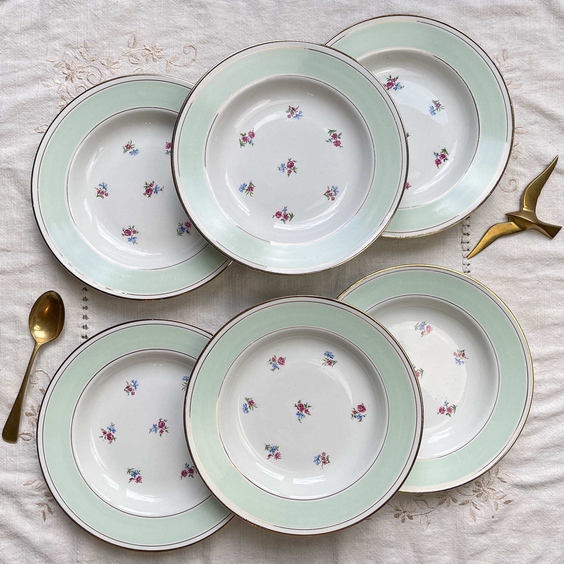 6 Assiettes à soupe vintage porcelaine blanche verte fleurie SALINS 66 de 1950s