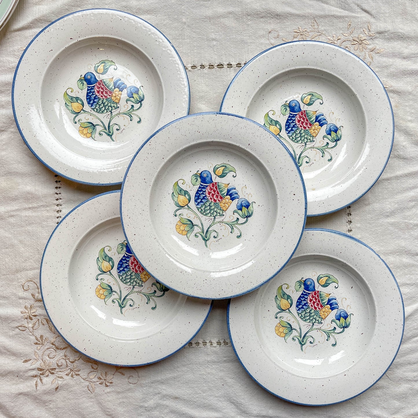 5 Assiettes Creuses en Faïence Italienne mouchetée "TIFFANY" – Motif Oiseau Vintage