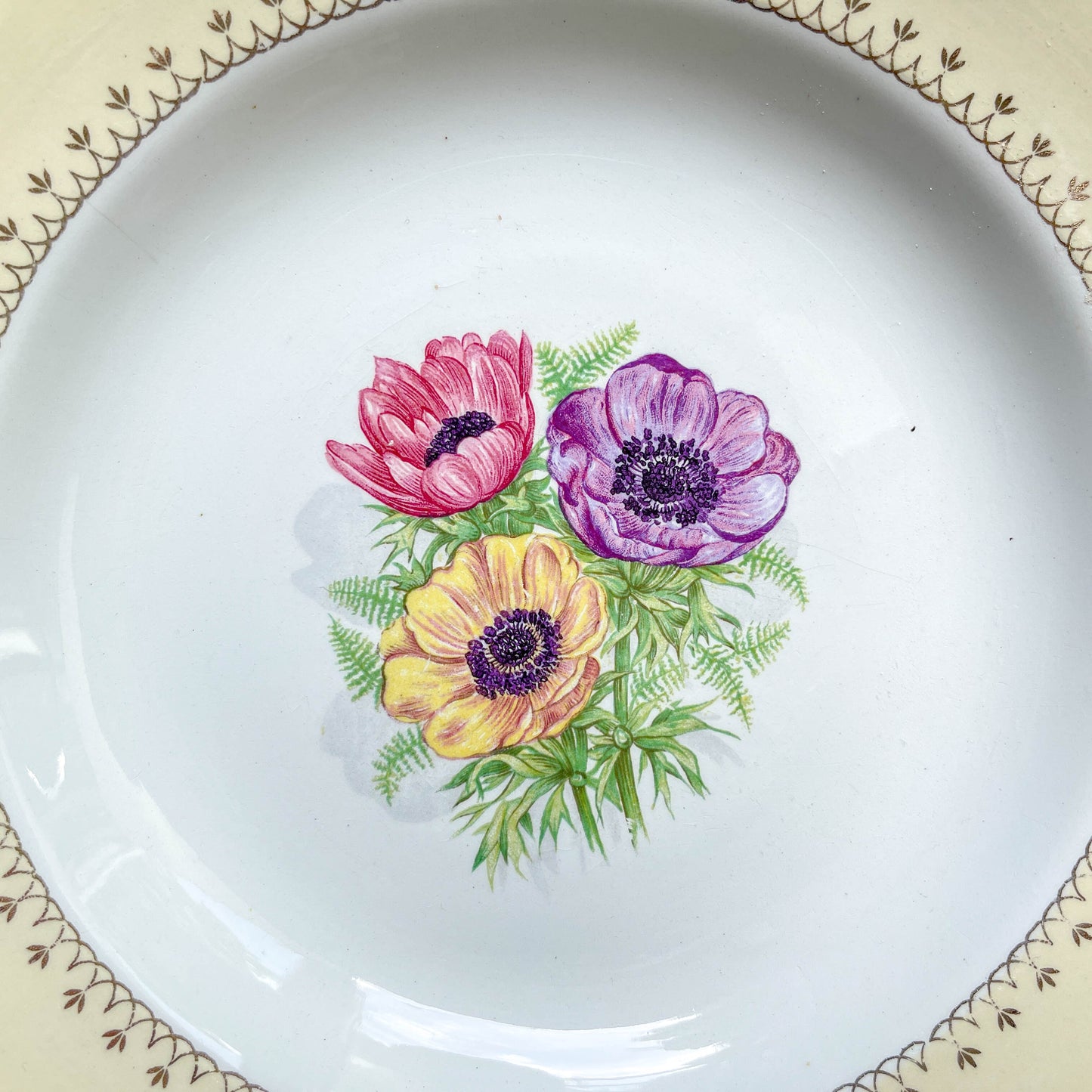 6 Assiettes creuses en porcelaine vintage motif fleuri blanche jaune doré L'Amandinoise "Coopélia" -Vaisselle vintage fleurie