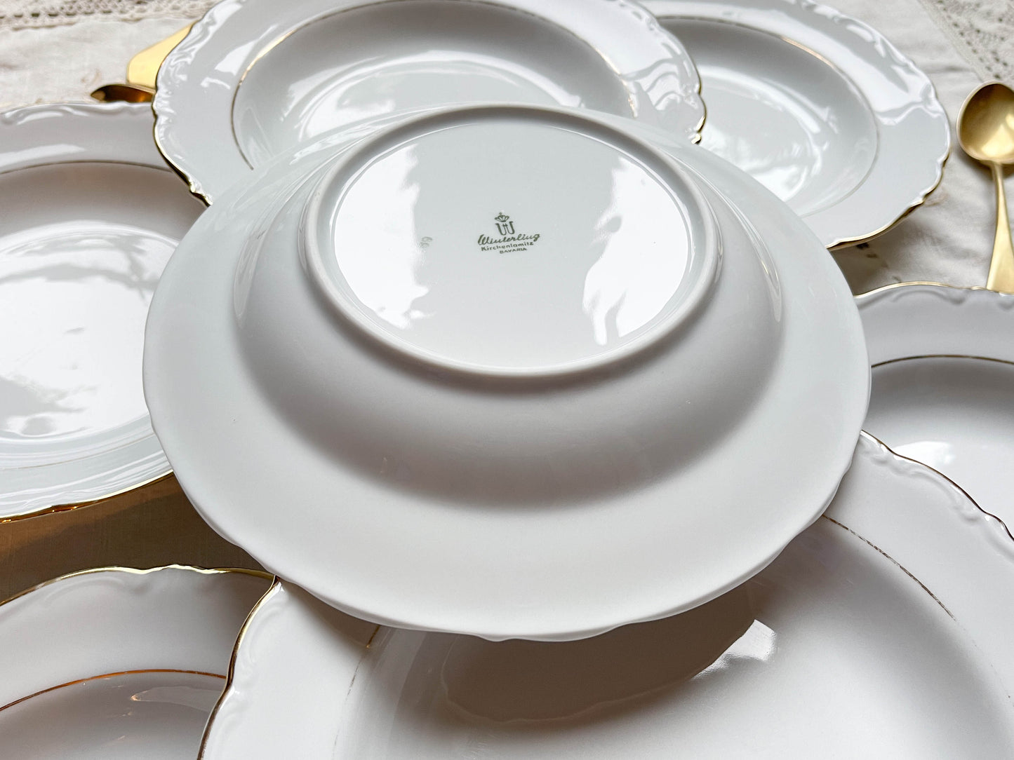 7 Assiettes creuses porcelaine blanche dorée Française Winterling BAVARIA