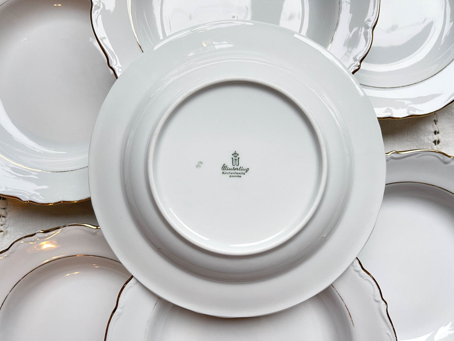 7 Assiettes creuses porcelaine blanche dorée Française Winterling BAVARIA