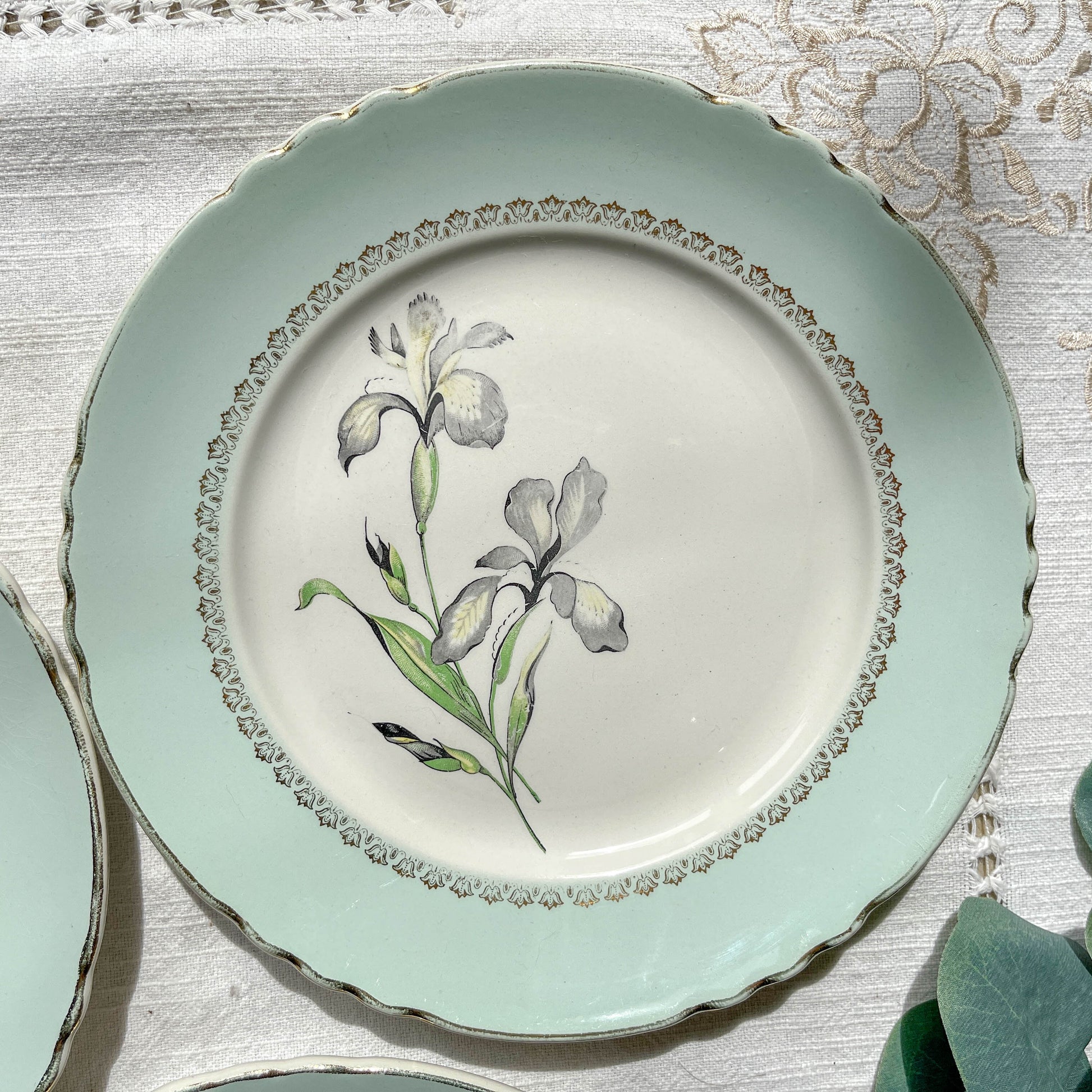 6 assiettes vintage en porcelaine française dépareillées – Jaune, vert, fleuri – Moulin des Loups - L'Amandinoise