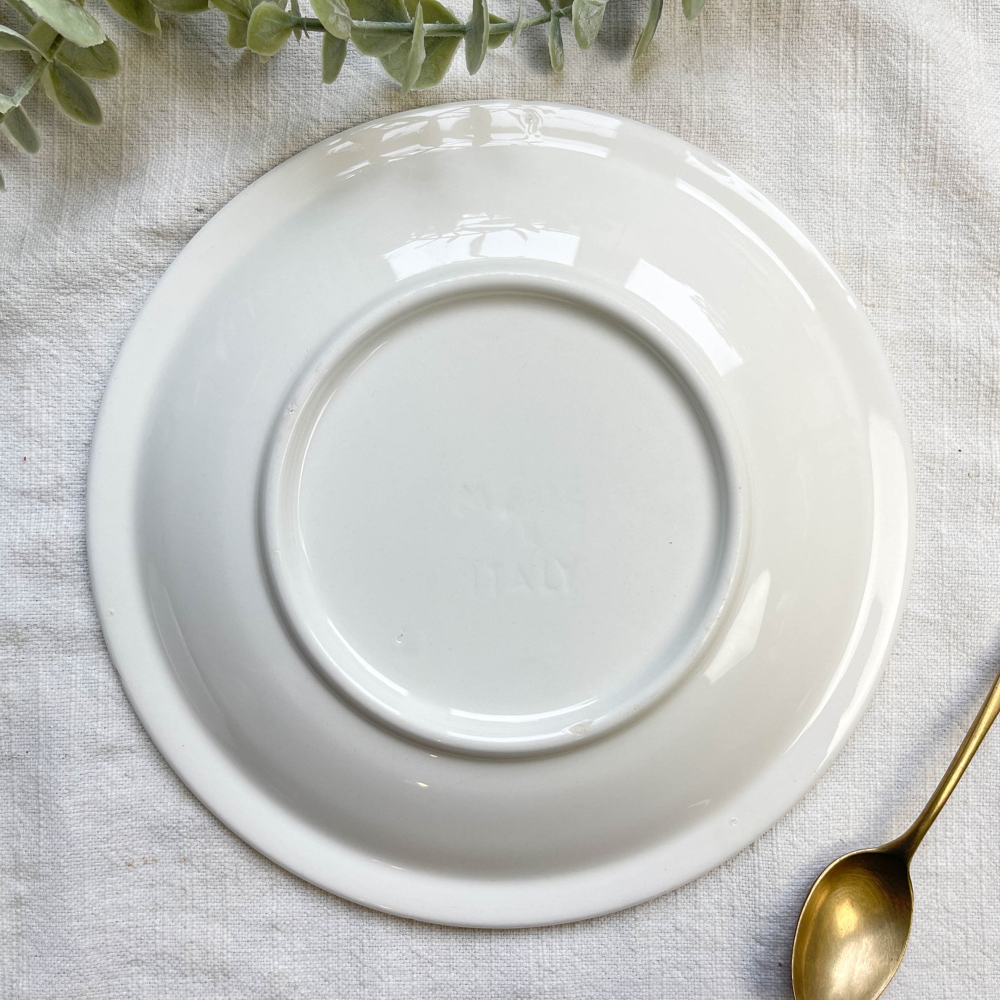 2 Petites assiettes vintage en faïence Italienne mouchetée noir et blanc